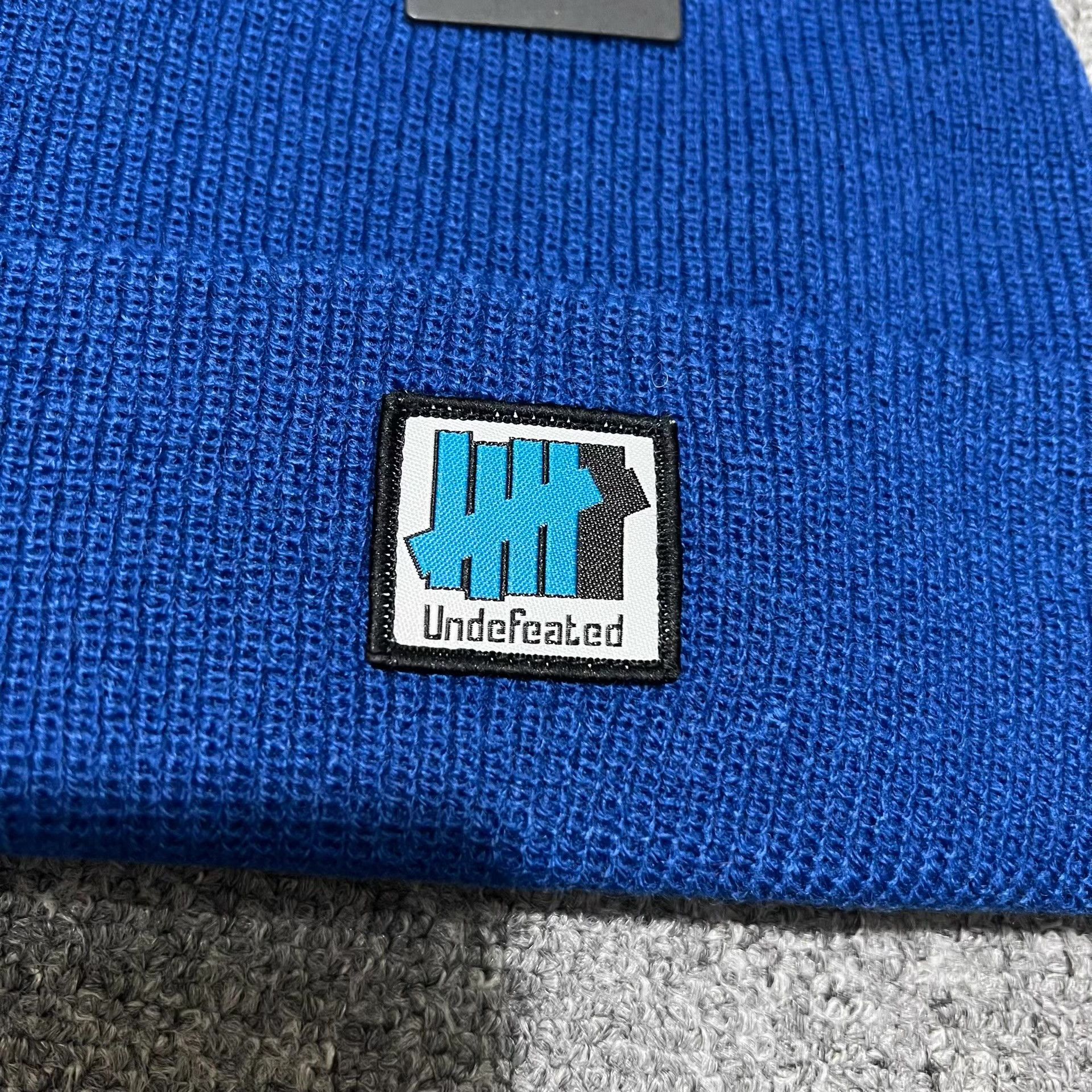 Undefeated Undefeated Patch Embroidered Knit Beanie Q7 Size ONE SIZE - 5 Thumbnail