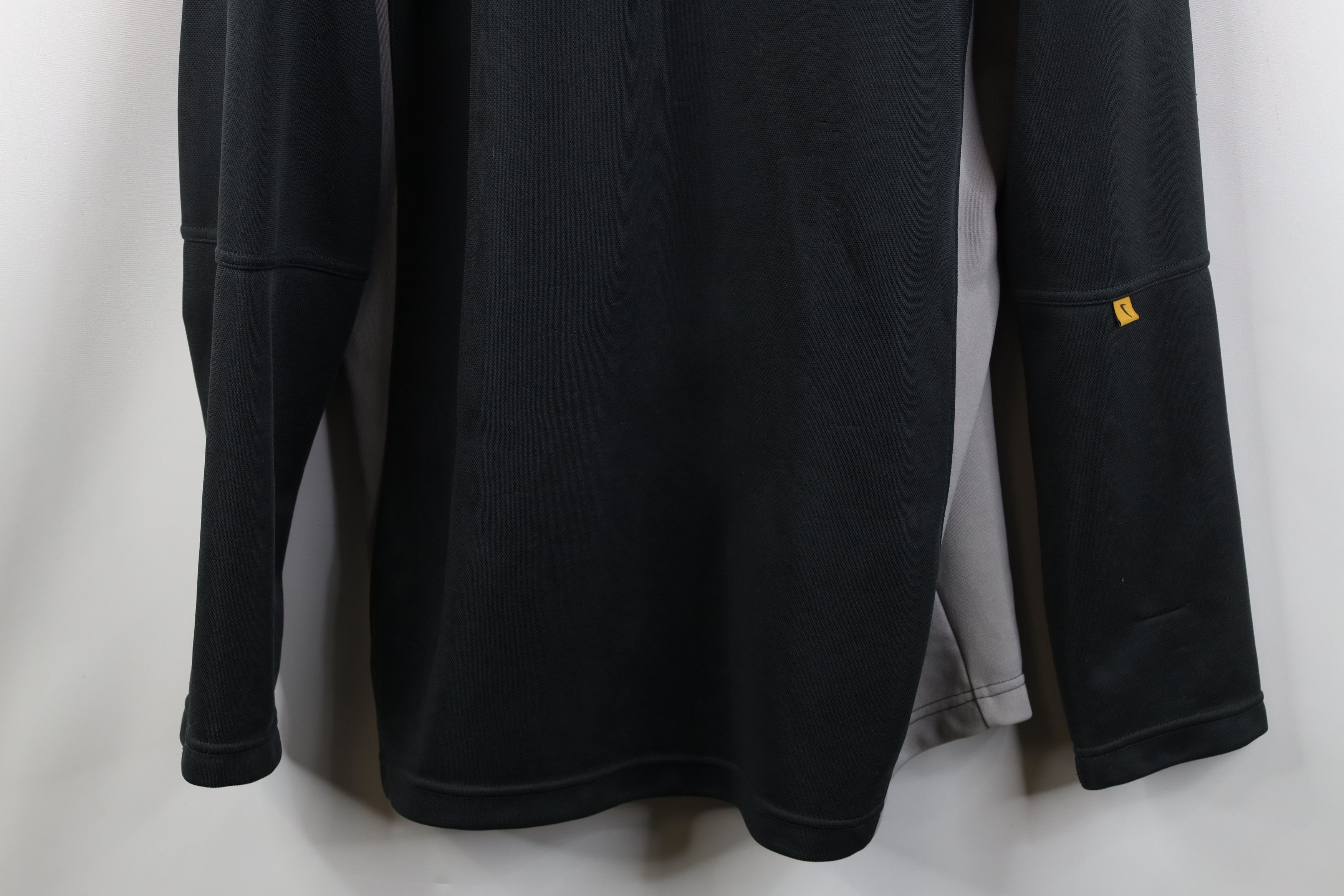 Nike Vintage Y2K Nike Mini Swoosh Knit Long Sleeve T-Shirt Gray Size US XXL / EU 58 / 5 - 3 Thumbnail
