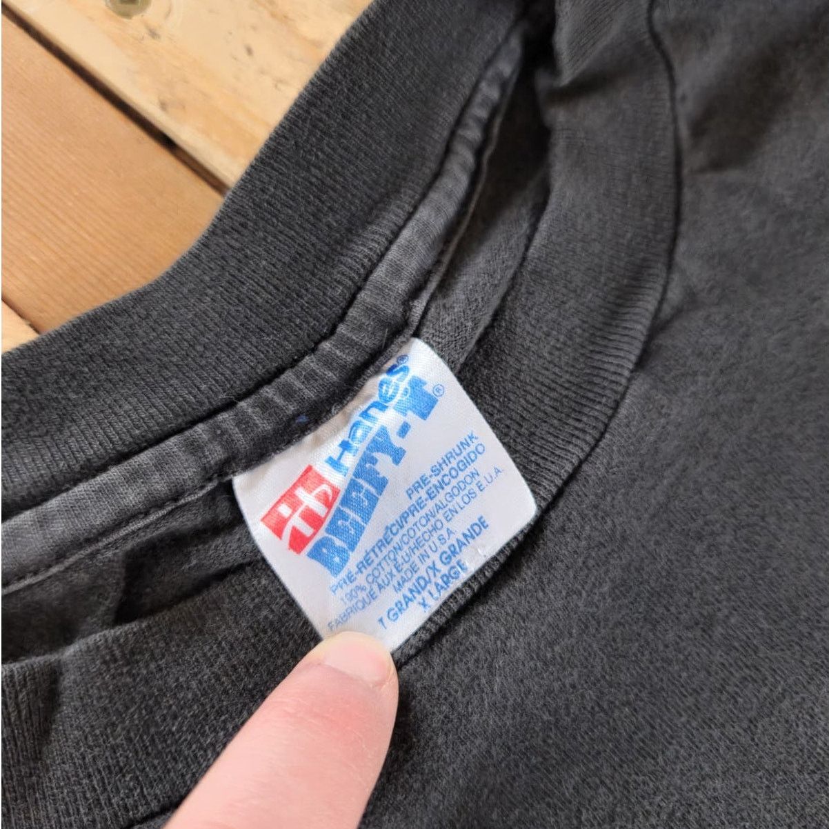 Vintage Vintage Save Black Whales Pocket Single Stitch Shirt XL Blk Size US XL / EU 56 / 4 - 4 Thumbnail