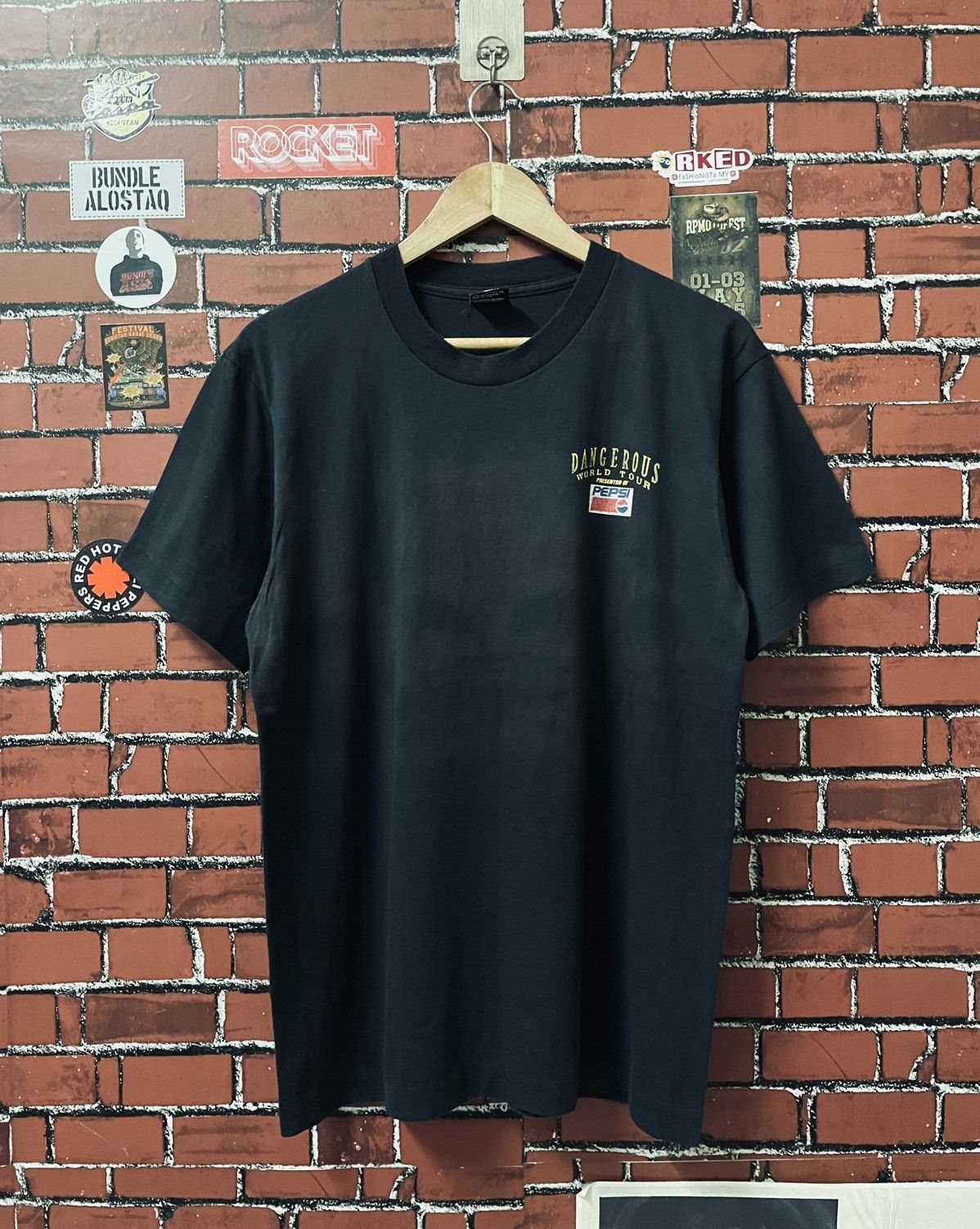 Michael Jackson VINTAGE MICHAEL JACKSON x PEPSI DANGEROUS WORLD TOUR 90s Size US L / EU 52-54 / 3 - 2 Thumbnail
