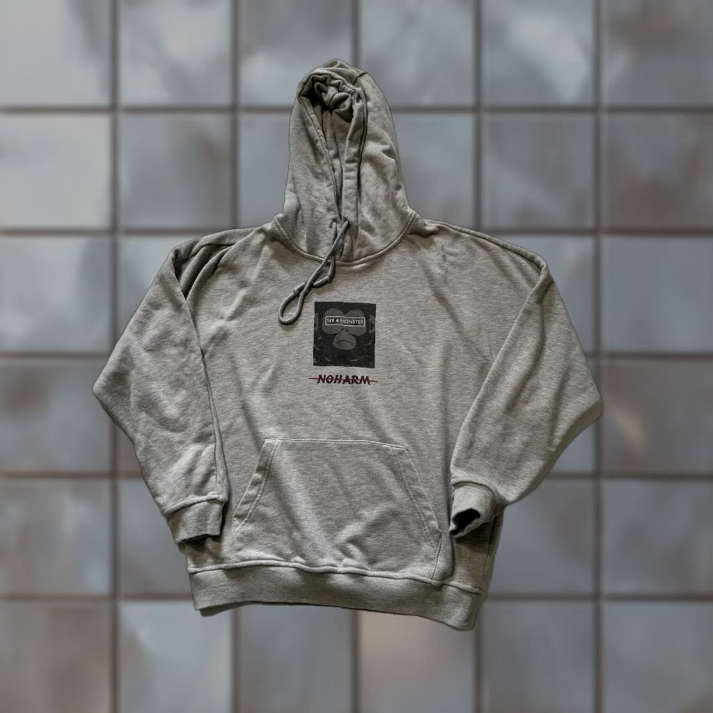 Vintage Guelenkke See A Monster No Harm Monkey Graphic Heather Grey Pullover Hoodie M Mens Size M Sweatshirt Hoodie Size US M / EU 48-50 / 2 - 1 Thumbnail