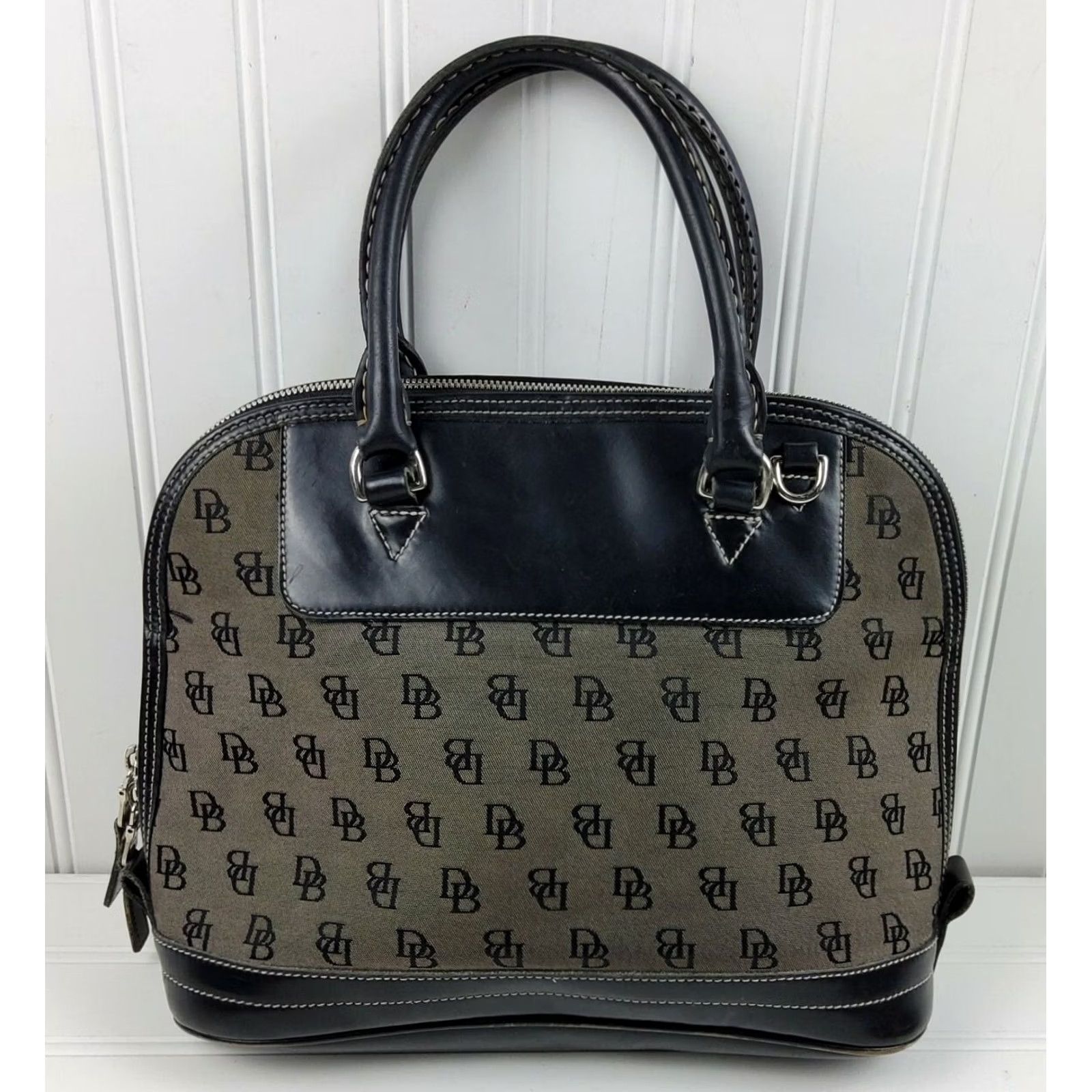 Dooney & Bourke VINTAGE Dooney & Bourke Signature Leather Trim Satchel Handbag Purse Black Size ONE SIZE - 2 Thumbnail