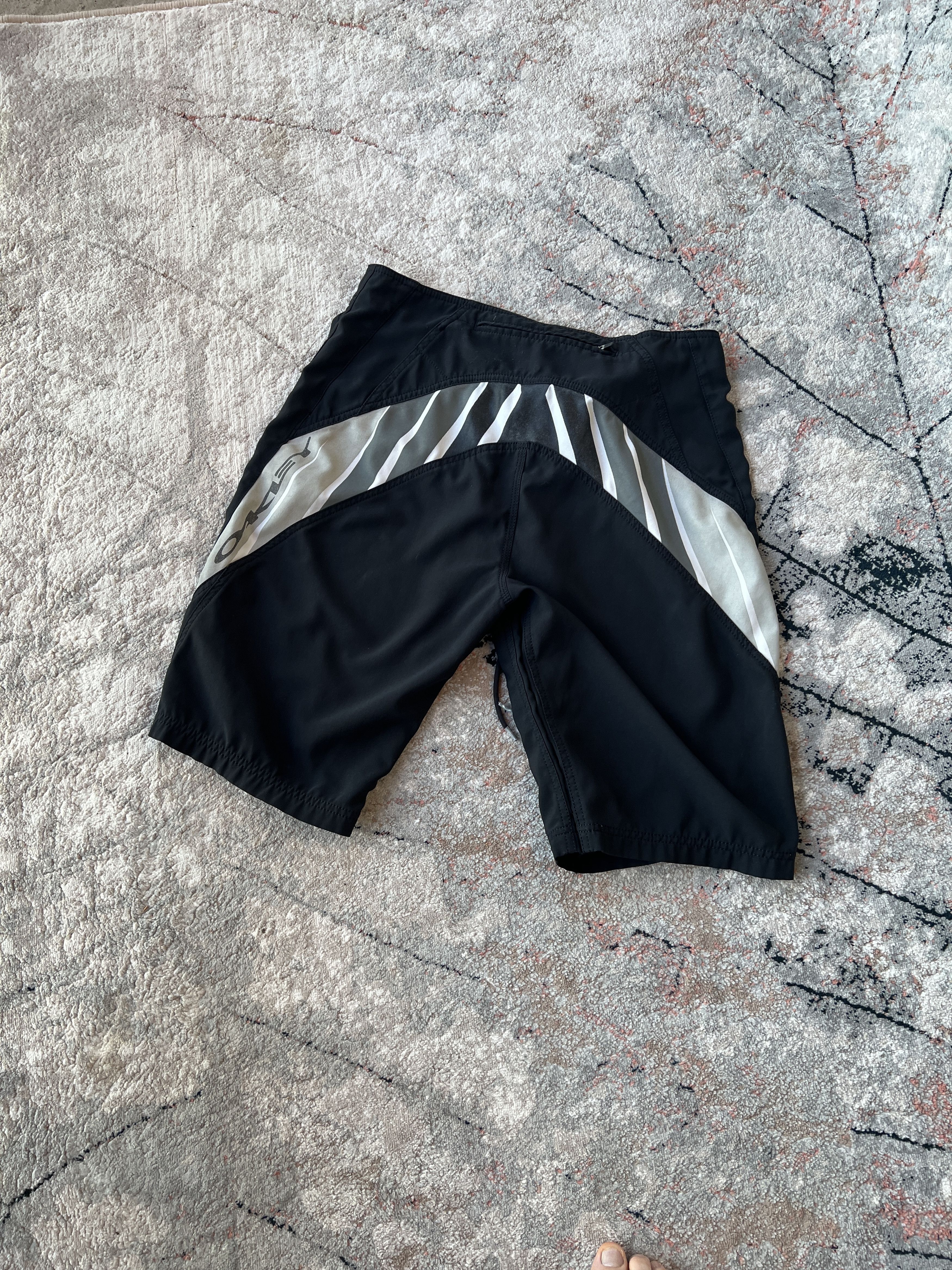 Oakley Oakley Shorts Size US 32 / EU 48 - 2 Thumbnail