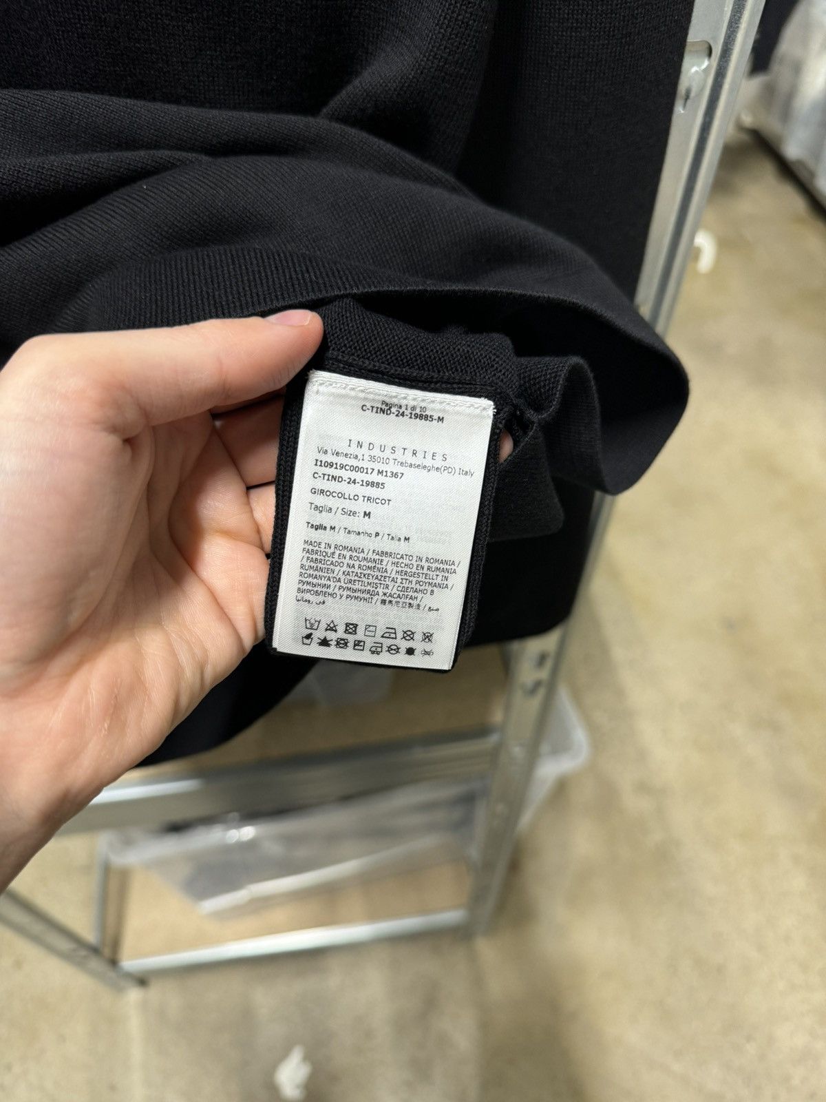 Moncler Moncler Logo Embossed Pocket Sweatshirt NEW 790$ Size US M / EU 48-50 / 2 - 4 Thumbnail