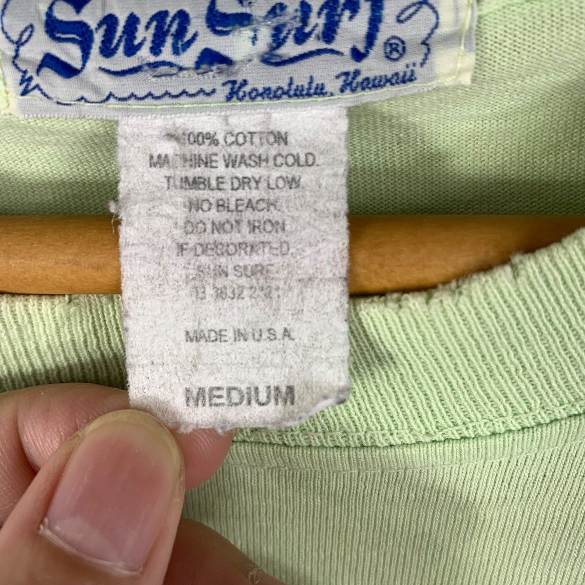 Sun Surf × Toyo Enterprises × Vintage Vintage distressed SUN SURF by TOYO ENTERPRISE printed tee Size US M / EU 48-50 / 2 - 12 Thumbnail