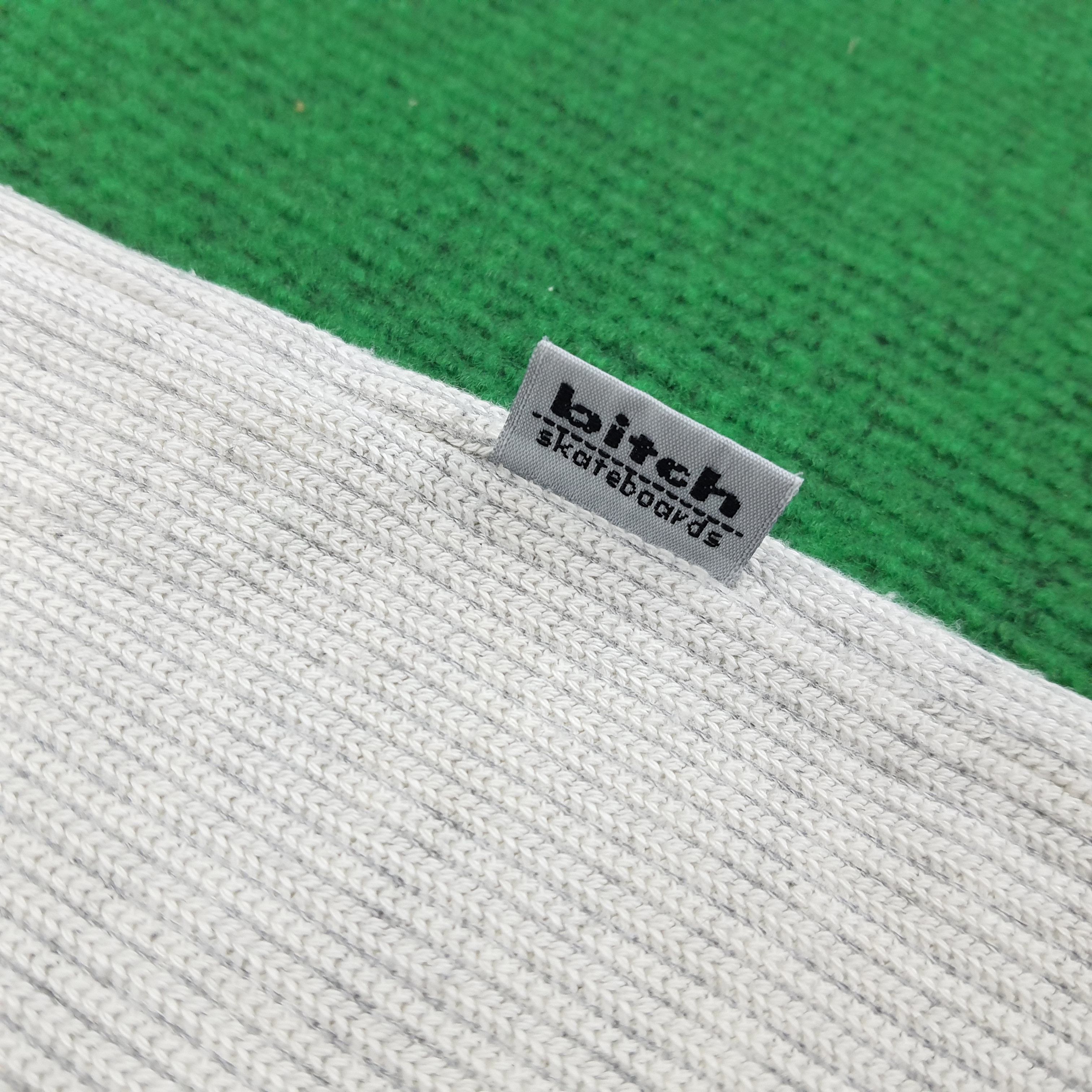 Other Vintage Bitch Skateboards Corduroy V Neck T-shirt Size US M / EU 48-50 / 2 - 6 Thumbnail