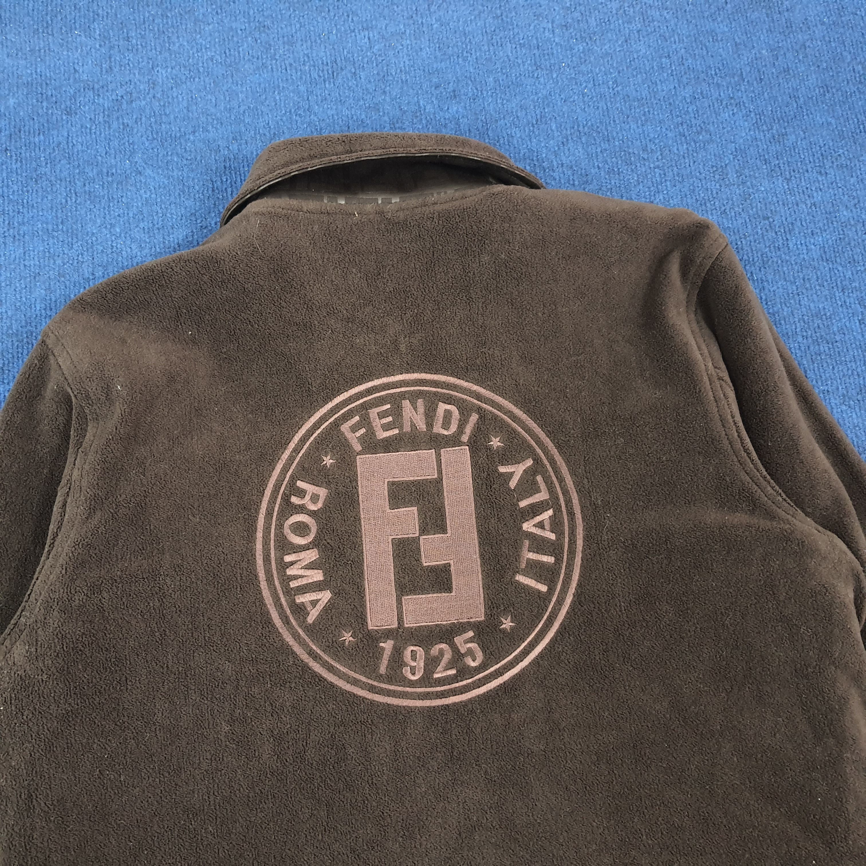 Fendi × Vintage Vintage FENDI Monogram Reversible Fleece Jacket Size US L / EU 52-54 / 3 - 5 Thumbnail