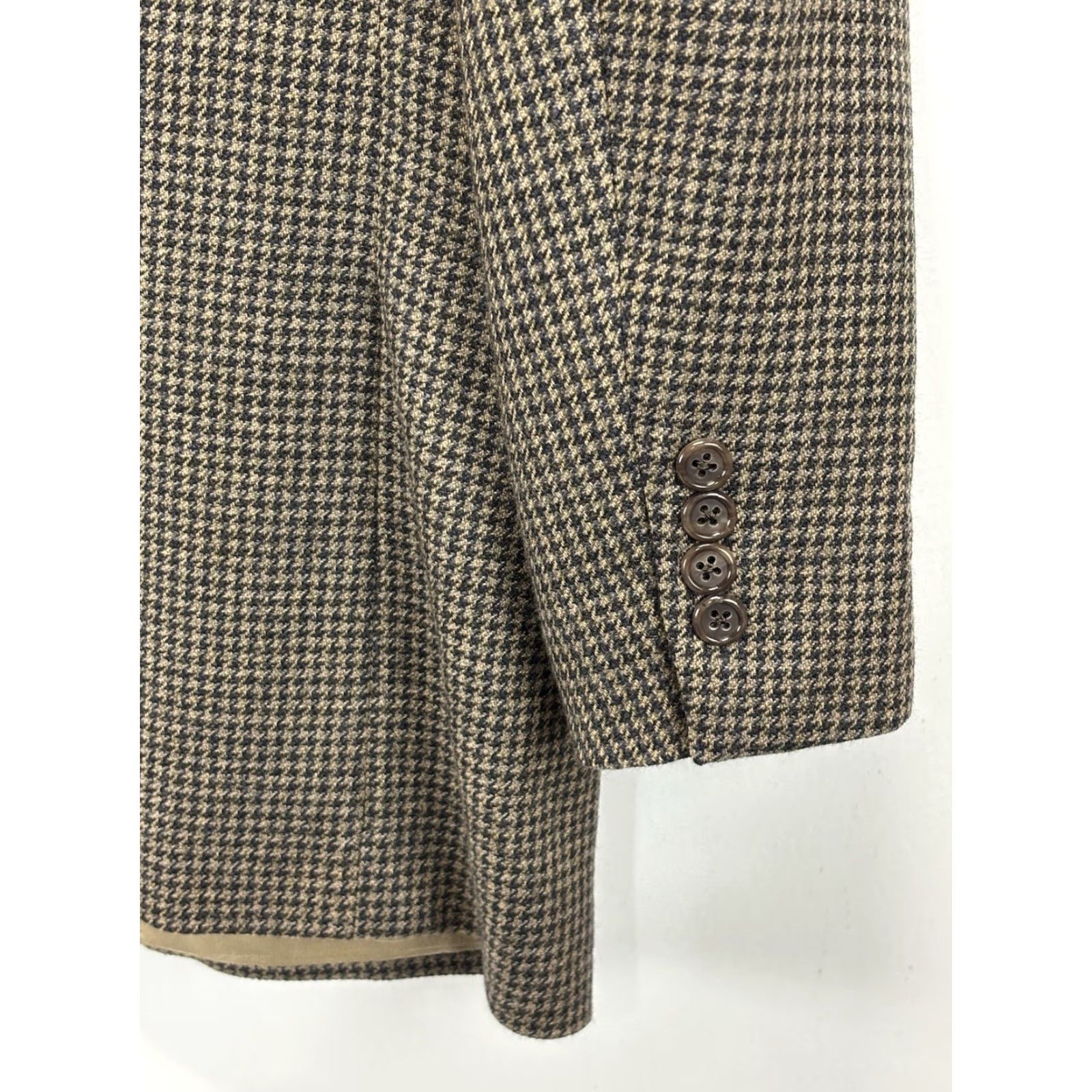 Brooks Brothers VINTAGE Brooks Brothers Blazer Sport Coat MenS 46R Mini Houndstooth Wool USA Brown Black Two-Button Classic Blazer Mens Size 46R - 4 Thumbnail
