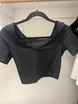 Lululemon black short sleeve lululemon crop top Size M / US 6-8 / IT 42-44 - 1 Thumbnail