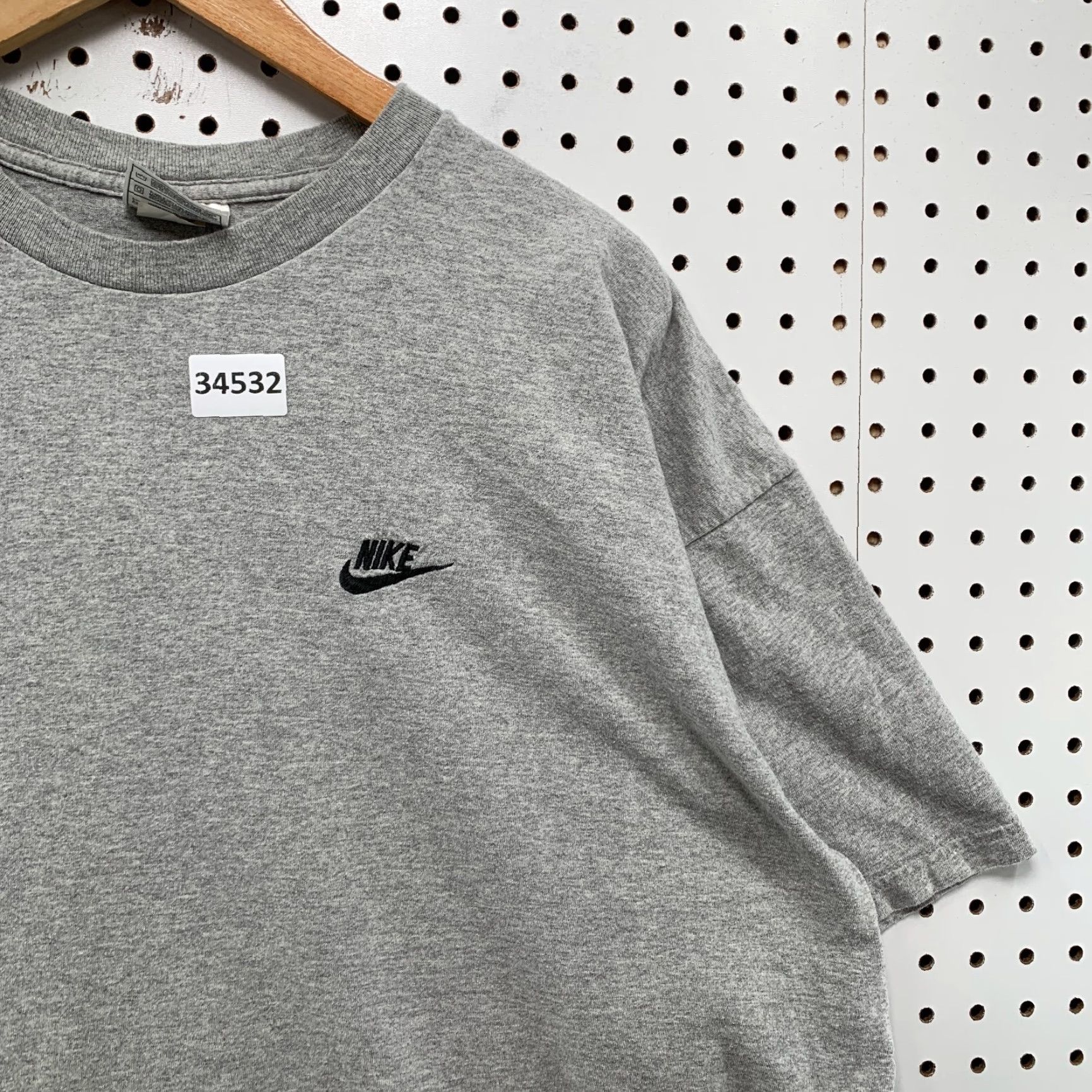 Nike Vintage 90s Nike Shirt Mens 2XL Gray Spell Out Swoosh Made USA 26.5x30 Size US XXL / EU 58 / 5 - 6 Thumbnail