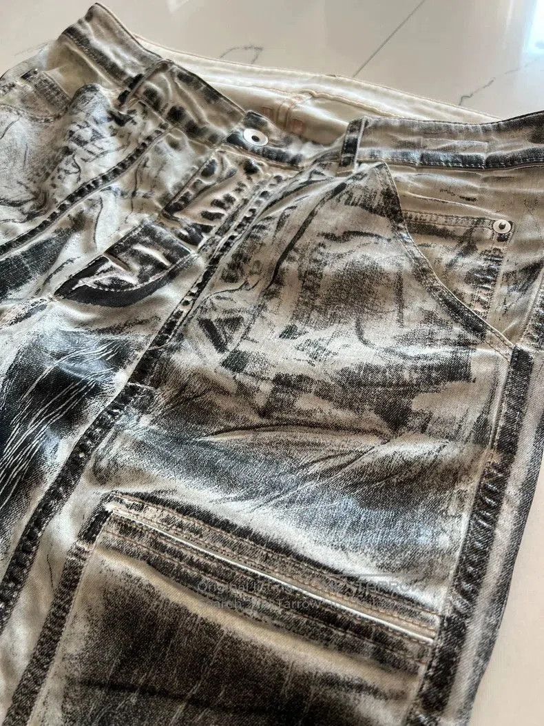 Rick Owens Drkshdw Rick Owens DRKSHDW White Waxed Pants. Size US 30 / EU 46 - 3 Thumbnail