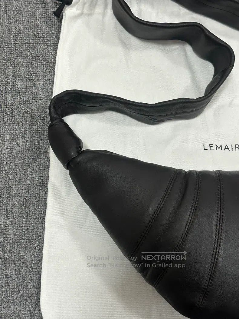 Lemaire LEMAIRE Dark Chocolate Small Lamb Leather Horn Bag Size ONE SIZE - 2 Thumbnail