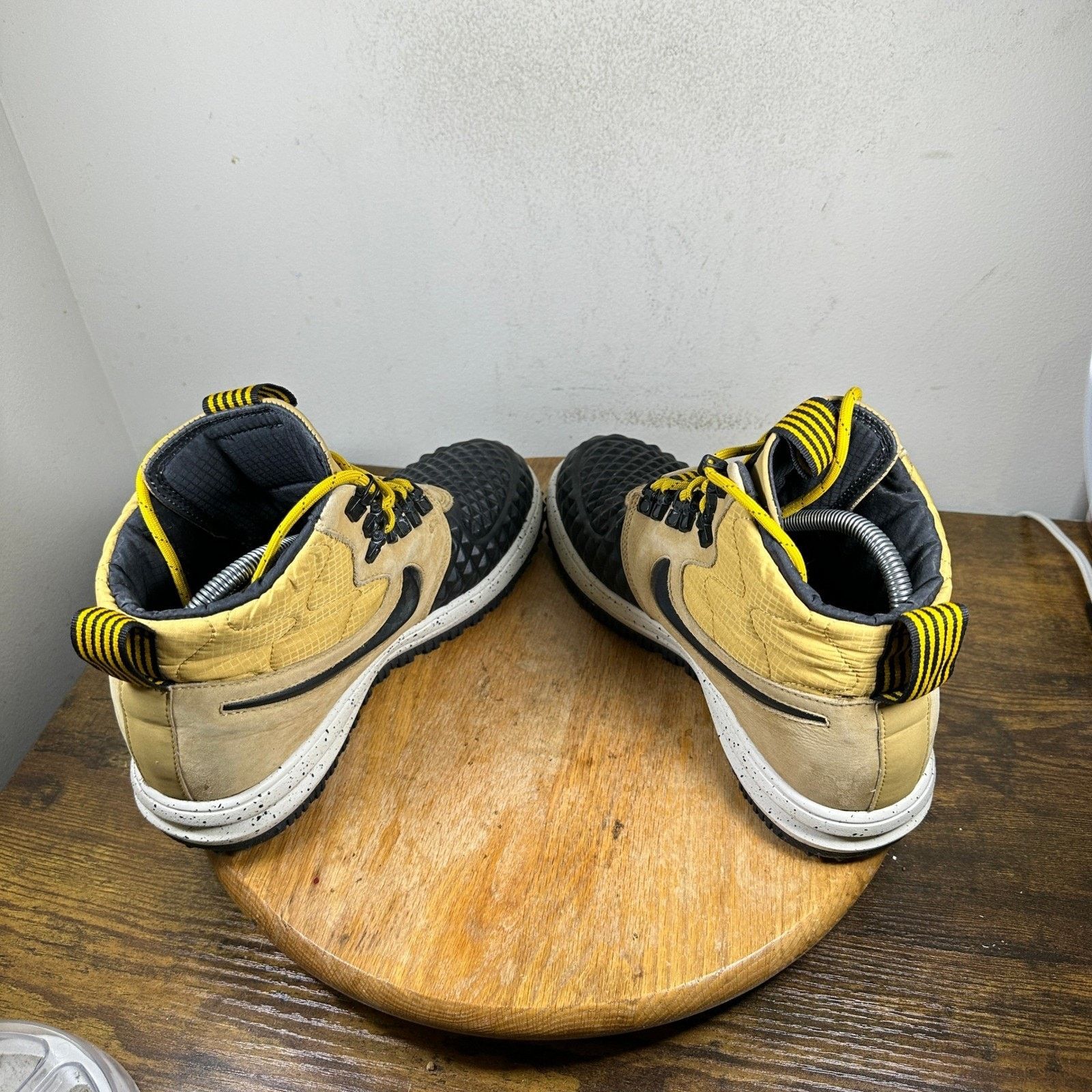 Nike Nike Lunar Force 1 Duckboot Gold Men's Size 8.5 916682-701 Size US 8.5 / EU 41-42 - 8 Thumbnail