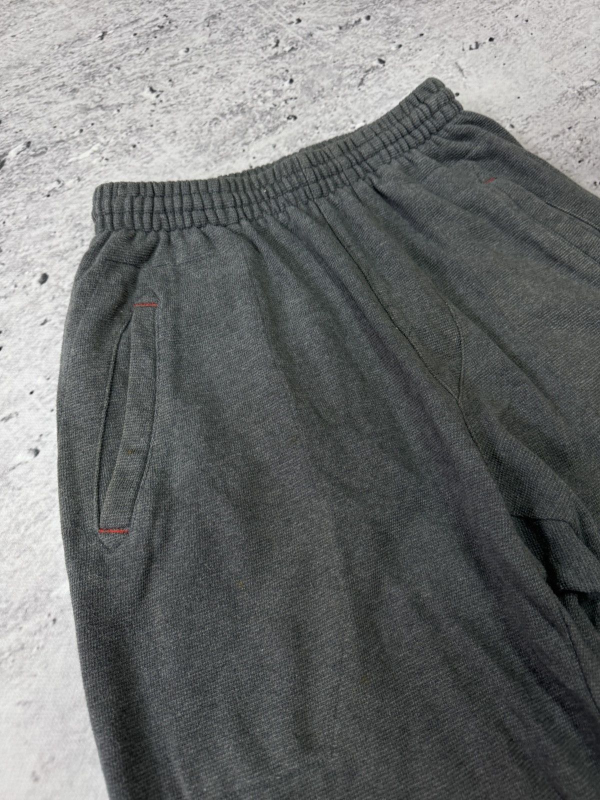 Nike × Vintage NIKE VINTAGE Y2K OVERSIZE BAGGY FIT PANTS SWEATPANTS Size US 32 / EU 48 - 5 Thumbnail