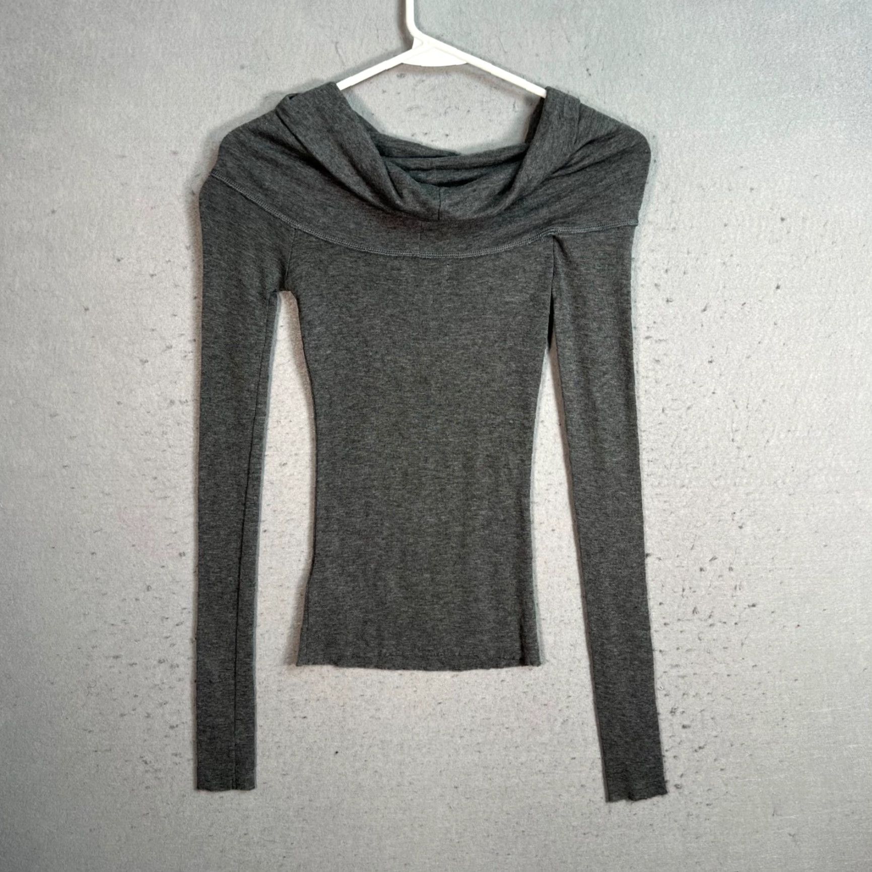 Vintage VINTAGE Babaton Blouse Off-Shoulder Long Sleeve Gray 2XS Adult Womens Top Size XXS / US 00 / IT 34 - 2 Thumbnail