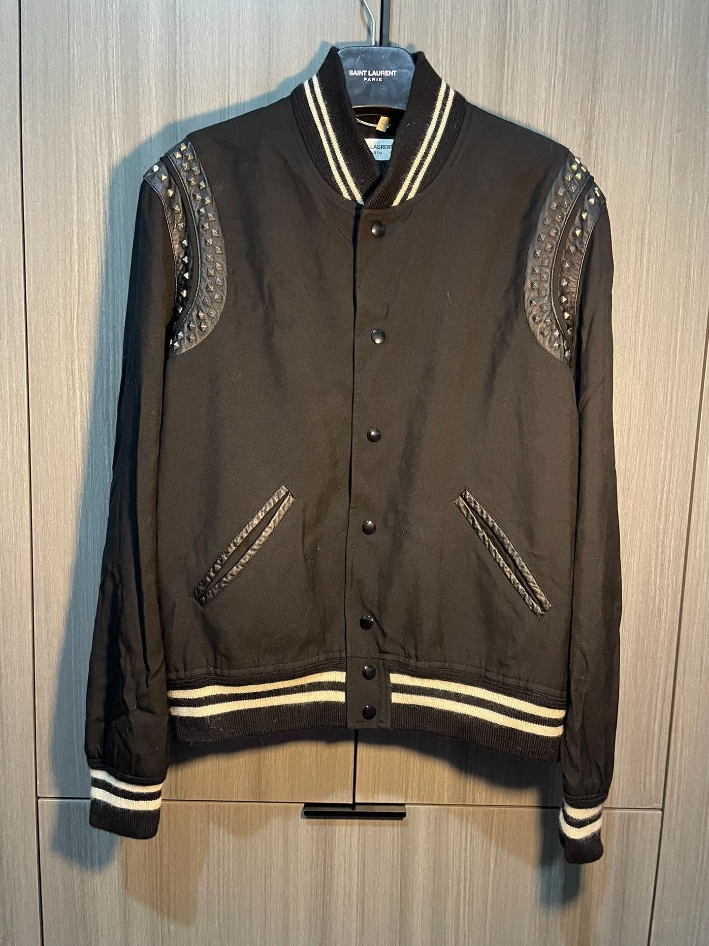 Saint Laurent Paris Saint Laurent Studded Leather Shoulder Jacket Size US L / EU 52-54 / 3 - 1 Thumbnail