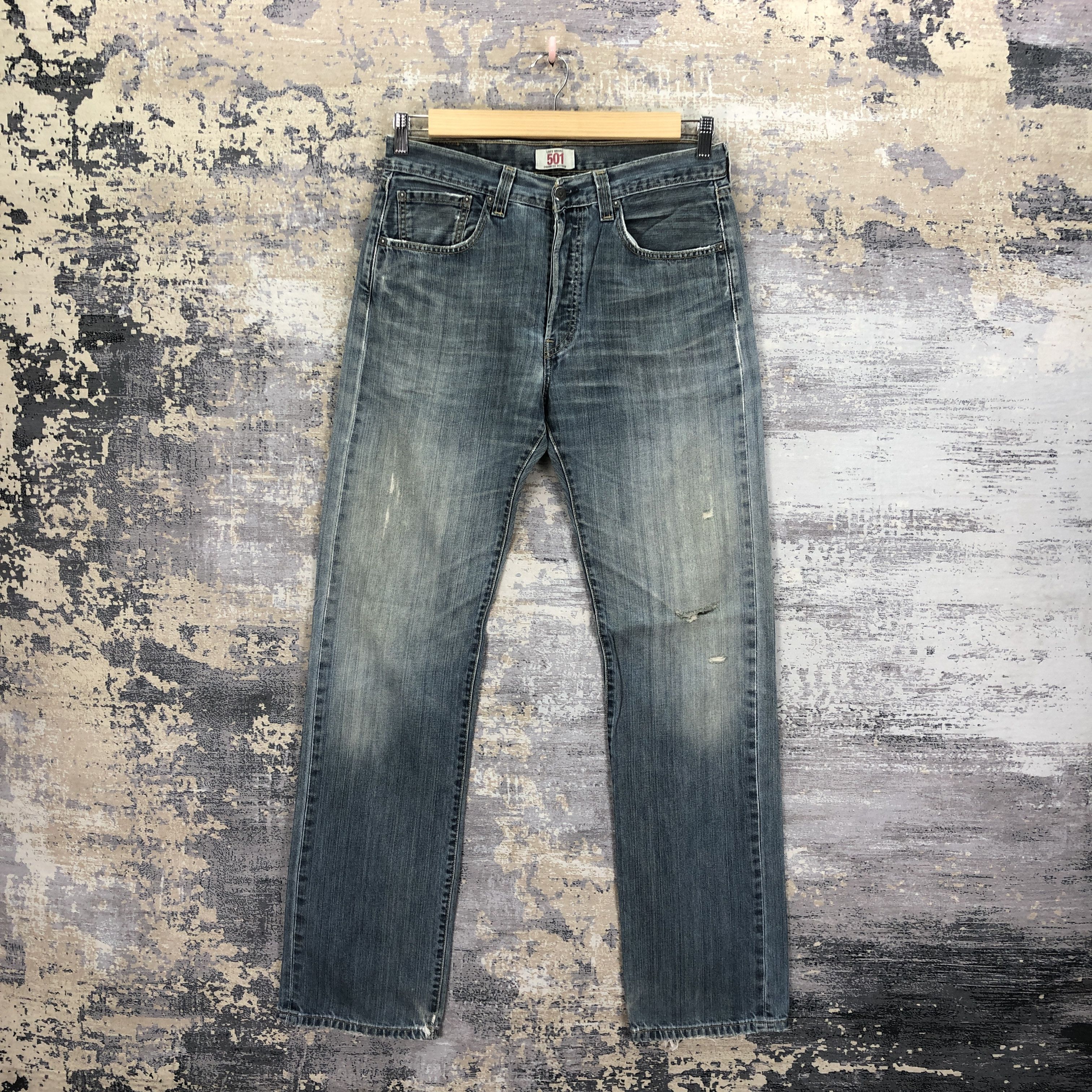 Levi's Vintage Y2K Levis 501 Faded Jeans Levi's Ripped Wash Denim Size US 30 / EU 46 - 1 Thumbnail