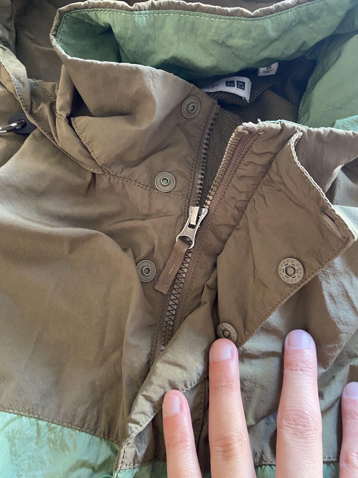 JW Anderson × Uniqlo JW Anderson Uniqlo Zip Up Windbreaker Jacket Size US XS / EU 42 / 0 - 13 Thumbnail