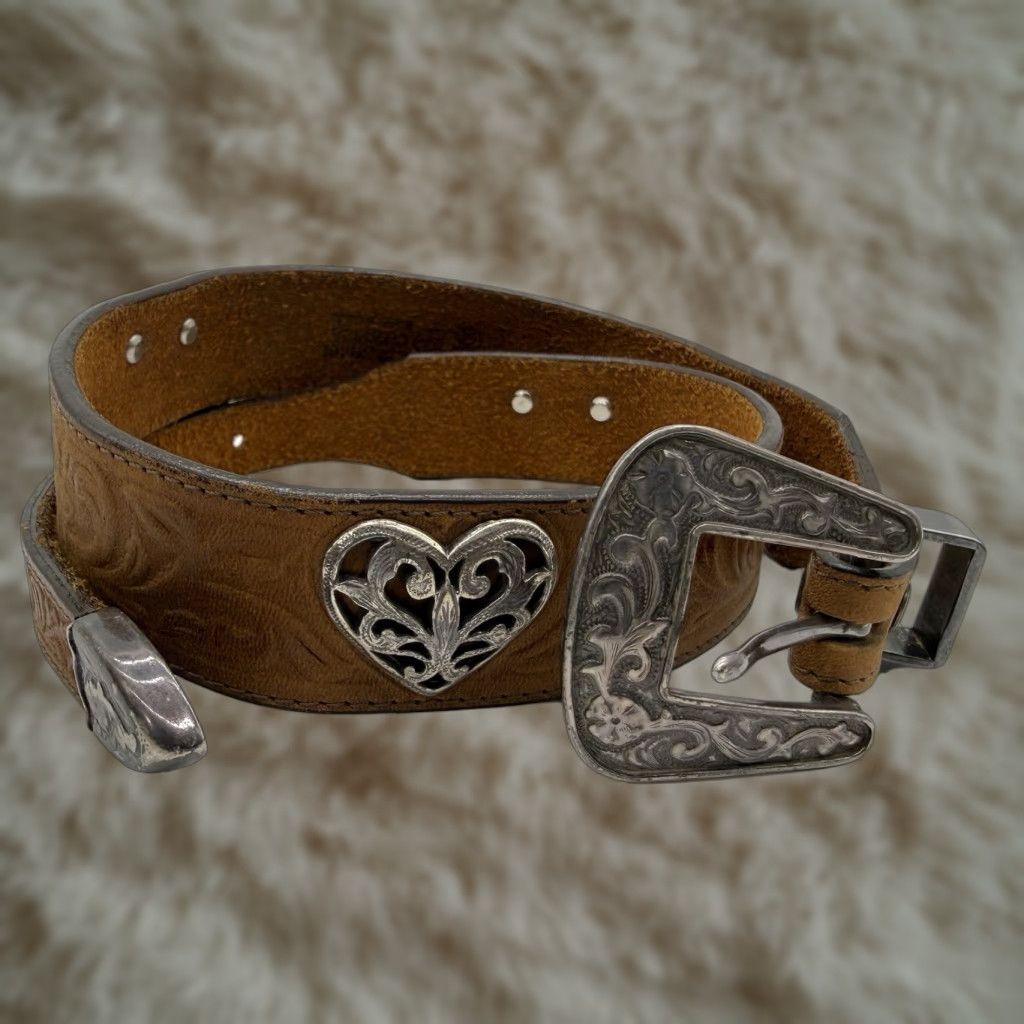 Vintage VINTAGE Justin Belt Women Leather Brown Heart Floral Pattern Size 28 Western USA Mens no Size 4XL / US 24-26 - 1 Thumbnail