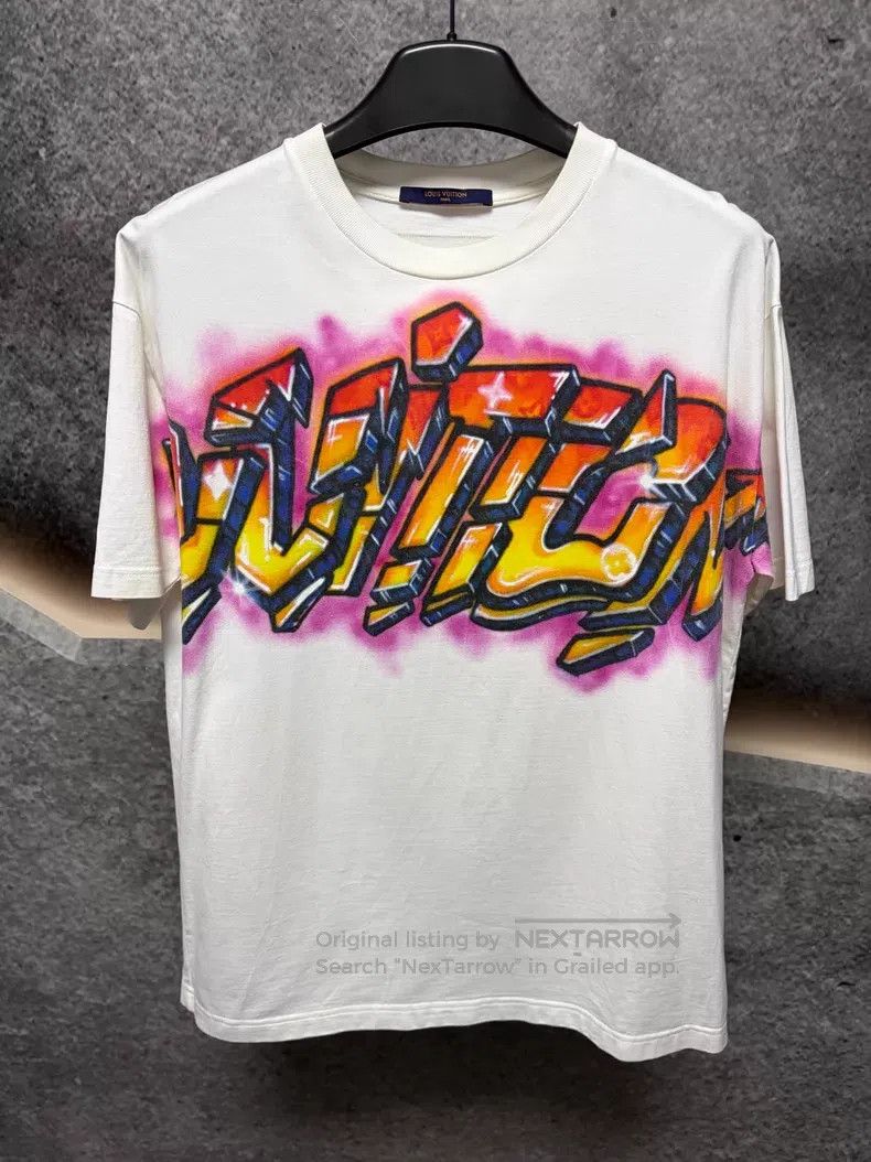 Louis Vuitton Louis Vuitton Graffiti logo short sleeves Size US M / EU 48-50 / 2 - 1 Thumbnail