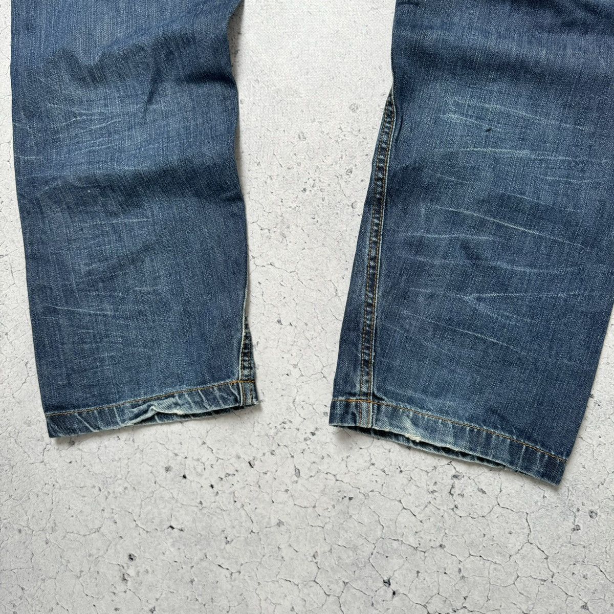 Japanese Brand × Neighborhood × Vintage Neighborhood Faded Japanese Denim Distressed Jeans Size US 34 / EU 50 - 11 Thumbnail