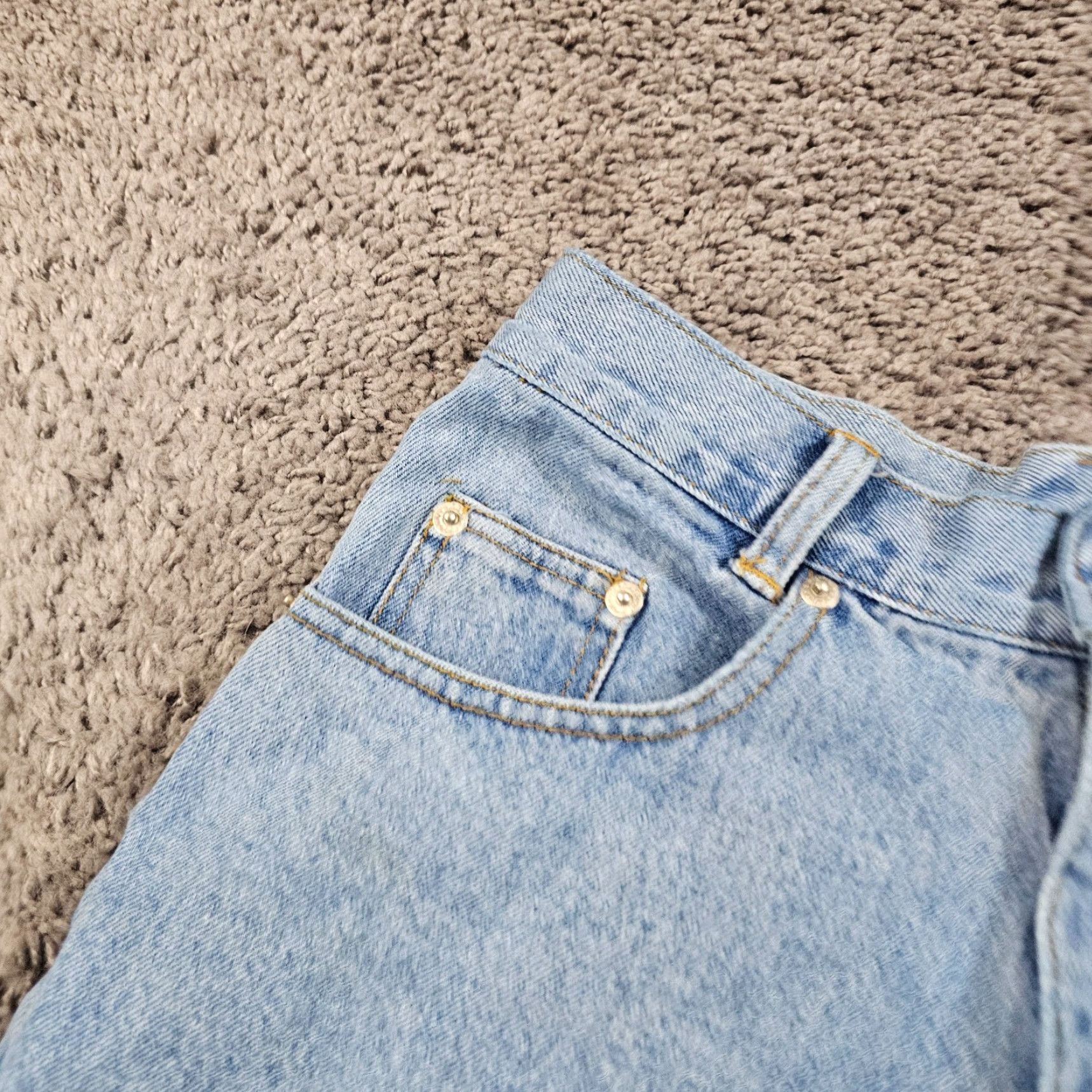 Vintage VINTAGE Warner Bros Denim Shorts Womens 4 High Waist 90s Tweety Bugs Sylvester Blue Cotton Slim Fit Pockets Size 27" / US 4 / IT 40 - 2 Thumbnail