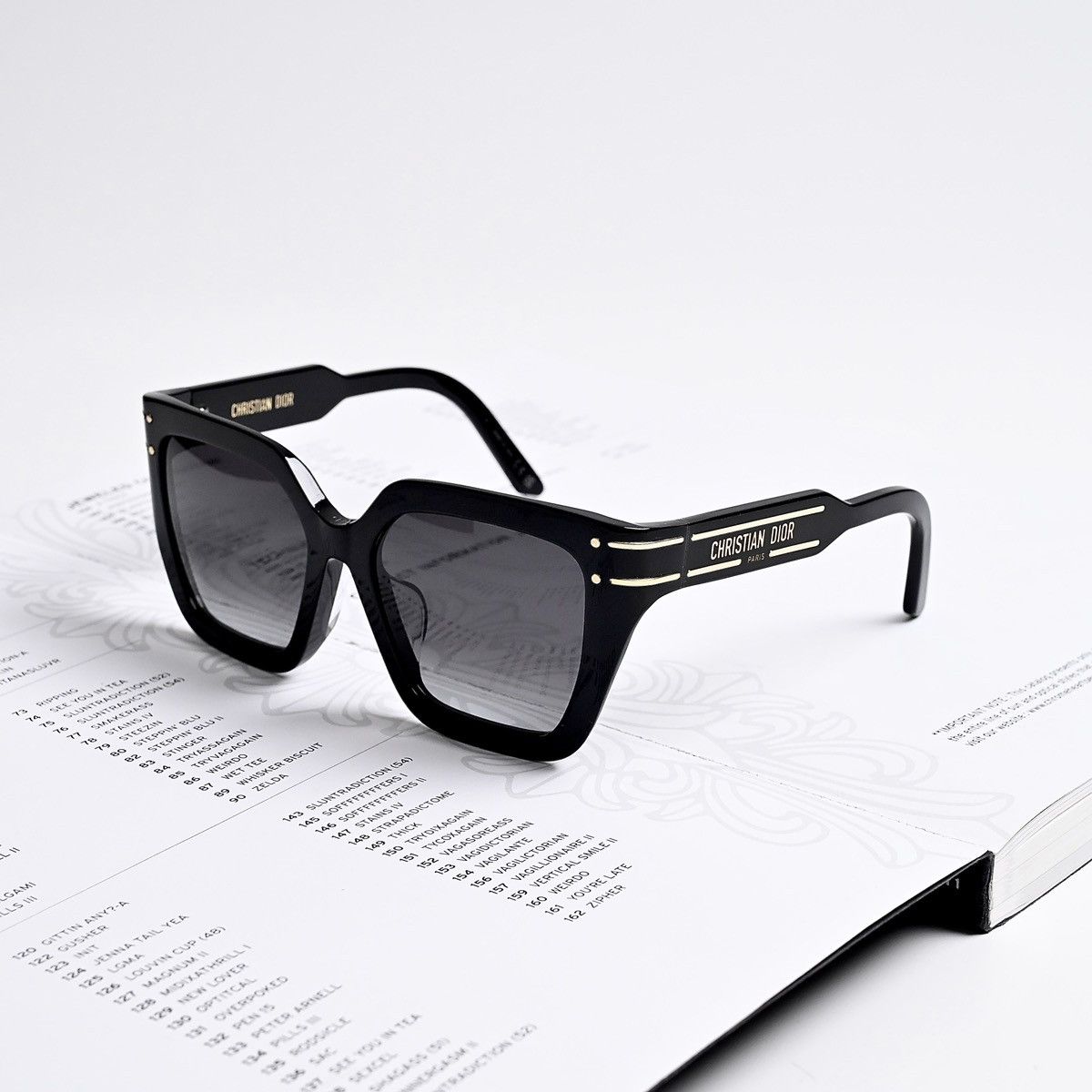 Dior DIOR DIORSIGNATURE S10F SUNGLASSES Size ONE SIZE - 1 Thumbnail