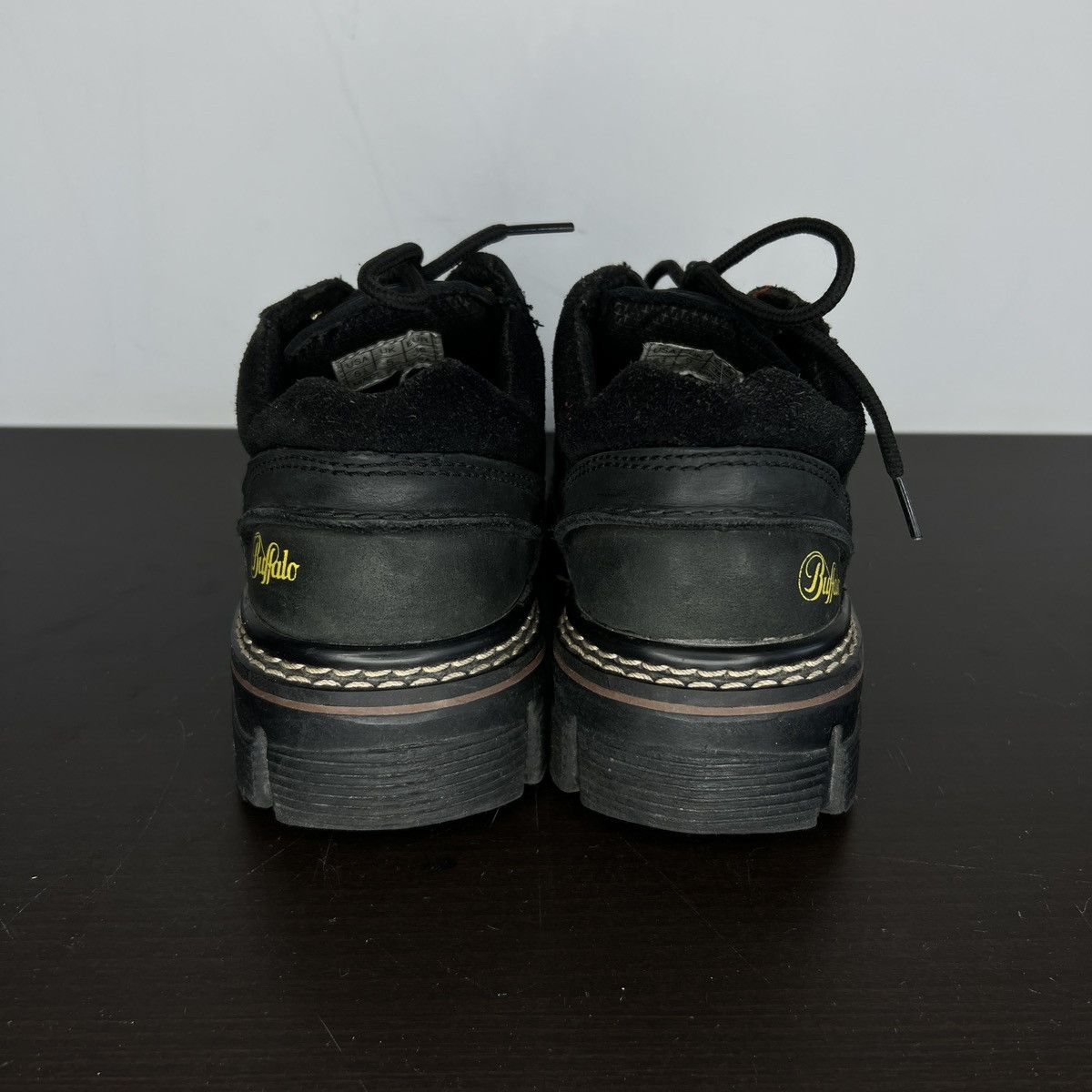 Buffalo London × Vintage Buffalo London “Classic” Low Top Platform Sneaker Shoes Y2K Size US 5.5 / IT 35.5 - 6 Thumbnail