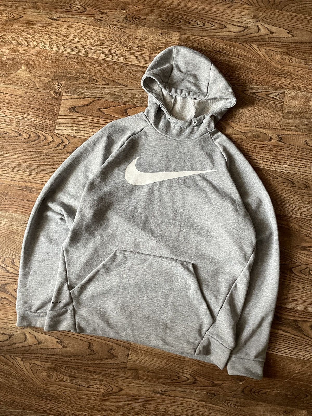 Nike vintage Nike Hoodie Y2K Faded style Japanese Size US M / EU 48-50 / 2 - 2 Thumbnail