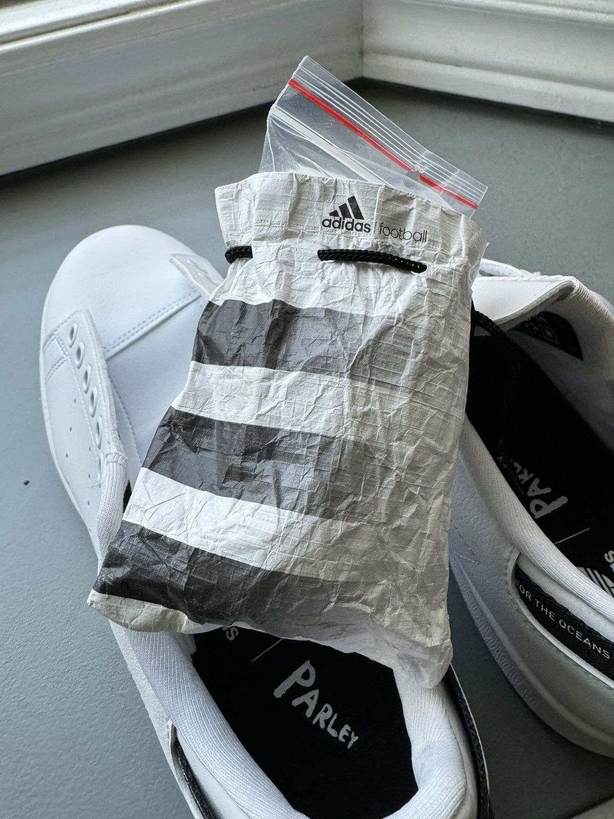 Adidas Adidas x Parley Stan Smith “White” (BRAND NEW) Size US 9 / EU 42 - 9 Thumbnail