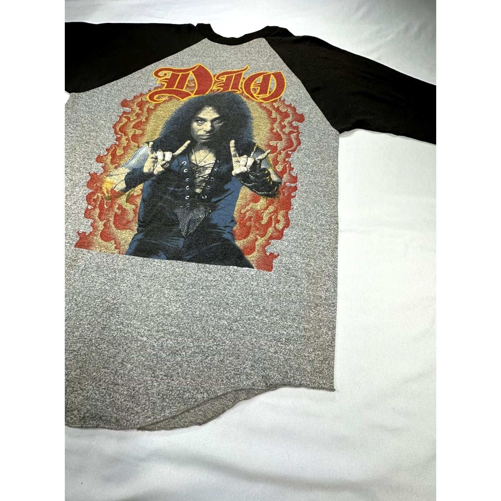 Glanshirt Vintage Dio Raglan Shirt Sz S 1985 Sacred Heart Tour Signal Tag, Gray Cotton Blend Size US S / EU 44-46 / 1 - 7 Thumbnail