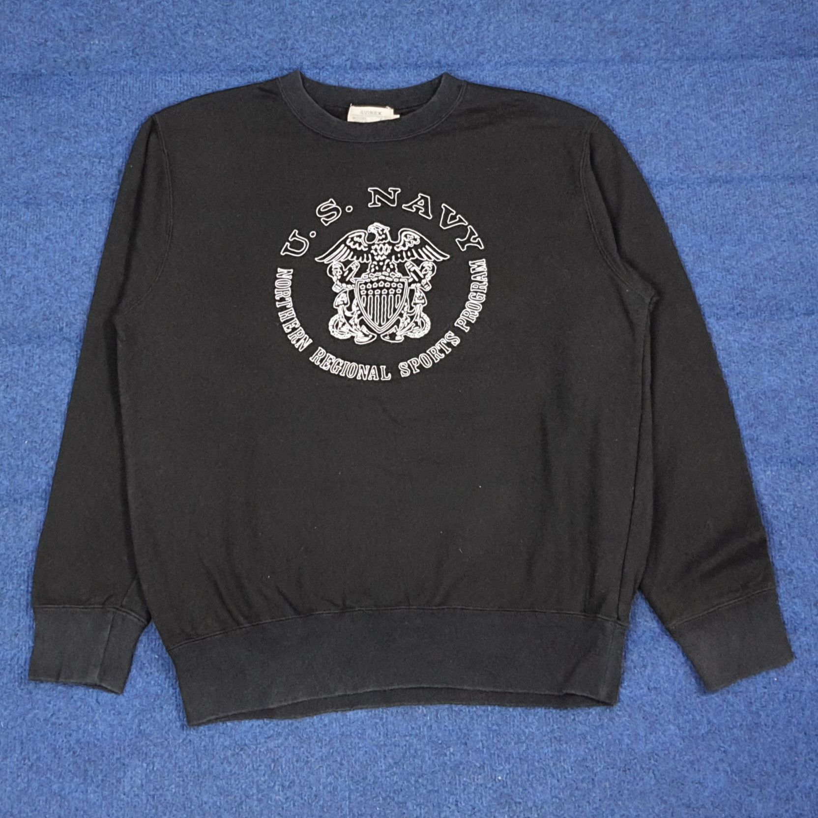 Rare Vintage 90s Avirex US Navy Sports Sweatshirt C277N7
