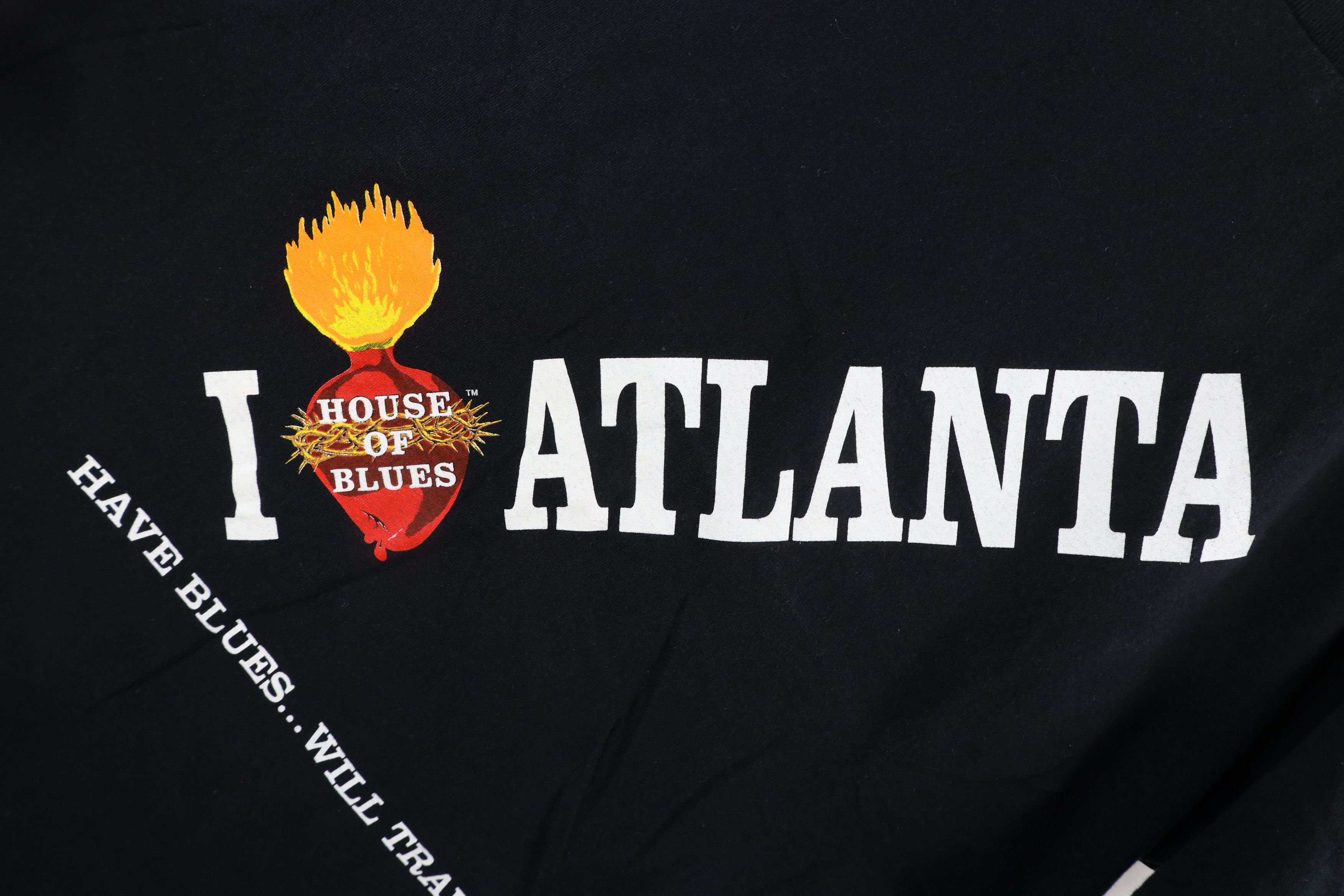 Vintage Vintage 90s Out House of Blues Atlanta T-Shirt Black USA Size US XL / EU 56 / 4 - 5 Thumbnail