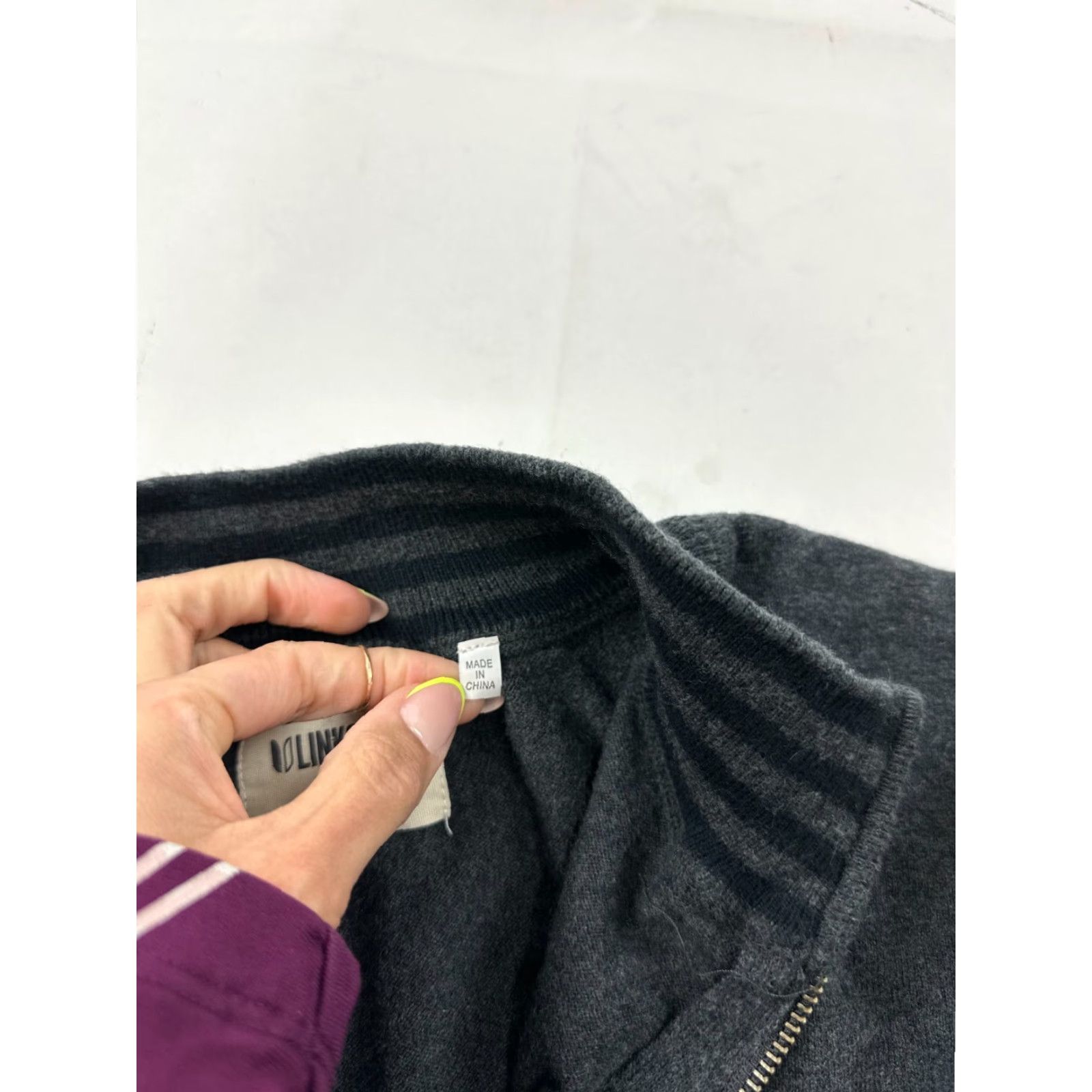 Vintage Linksoul Sweater Mens Medium Gray Cashmere Blend 1/4 Zip Pullover Mock Neck Long Sleeve Casual Winter Fall Mens Size US M / EU 48-50 / 2 - 6 Thumbnail