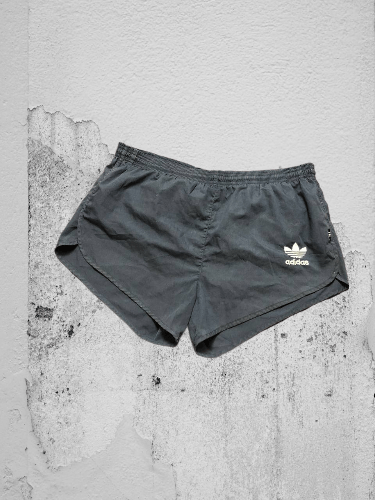 Adidas Adidas streetwear shorts sports retro nylon logo rare Size US 32 / EU 48 - 1 Thumbnail