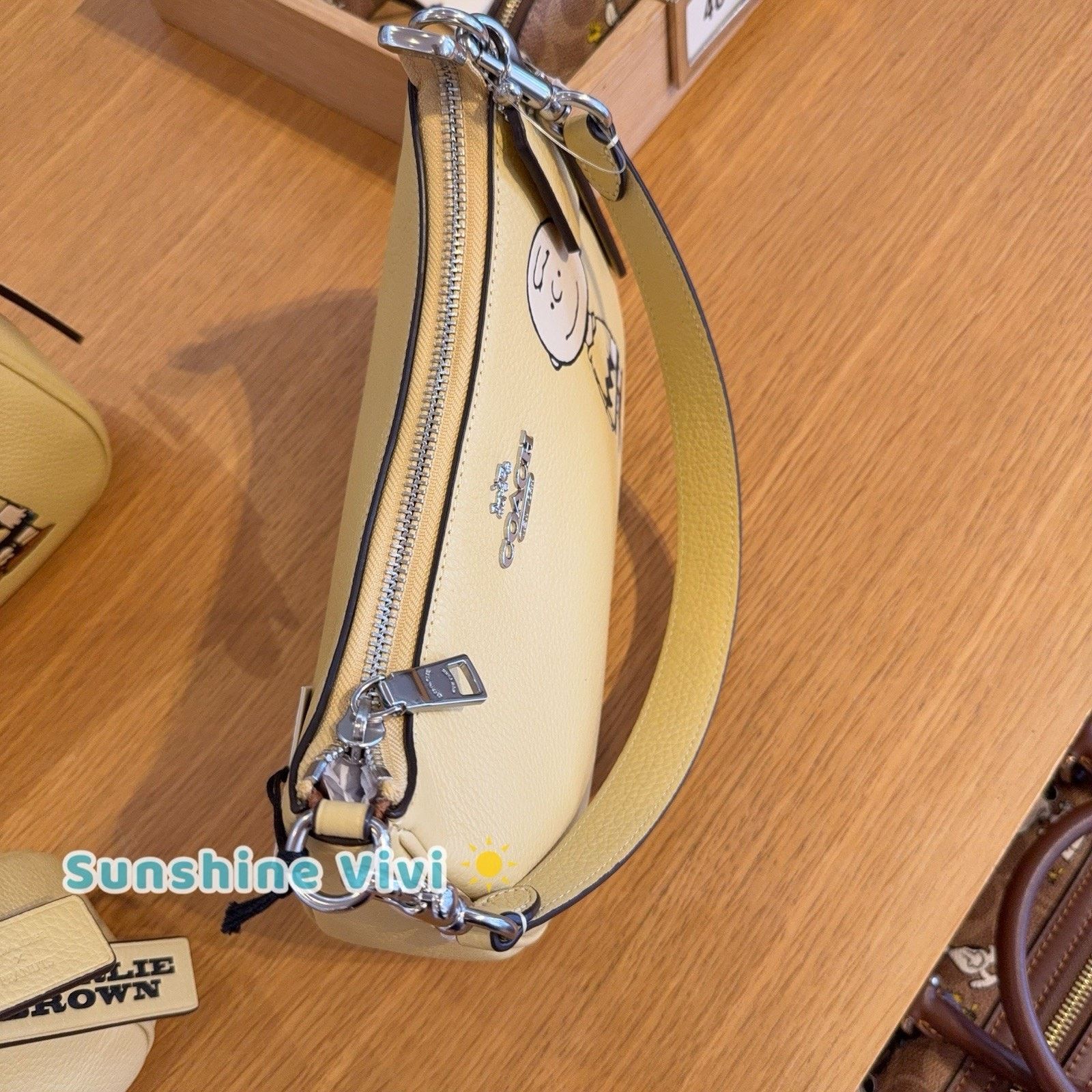 Coach NWT Coach CBJ83 X Peanuts Teri Shoulder Bag Charlie Brown Size ONE SIZE - 3 Thumbnail