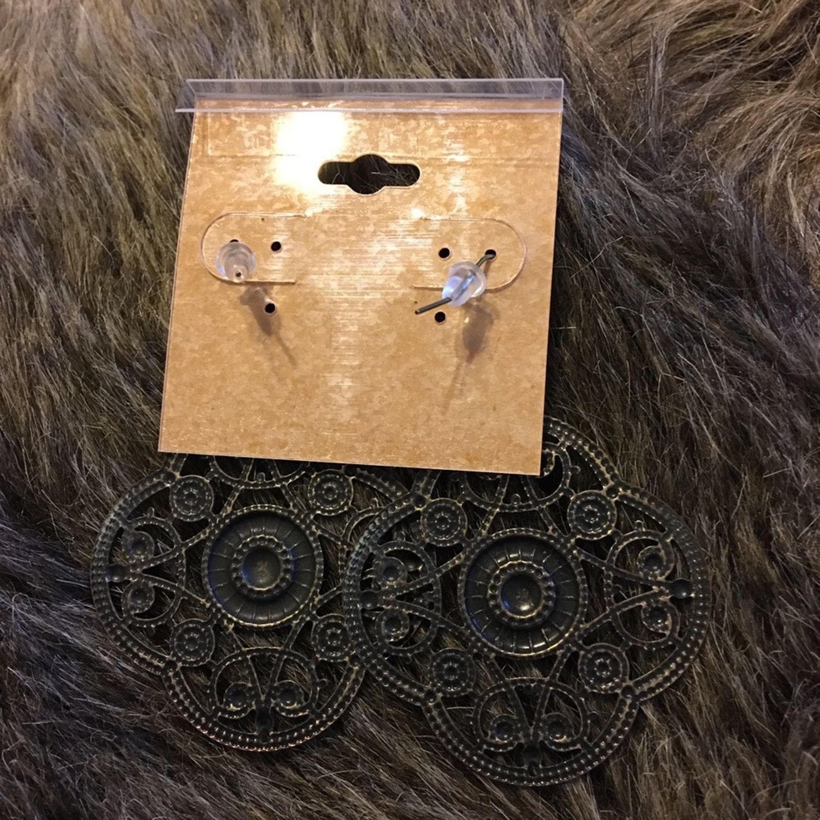 Jewelry Large brass tone filigree disc pierced earrings Size ONE SIZE - 4 Thumbnail