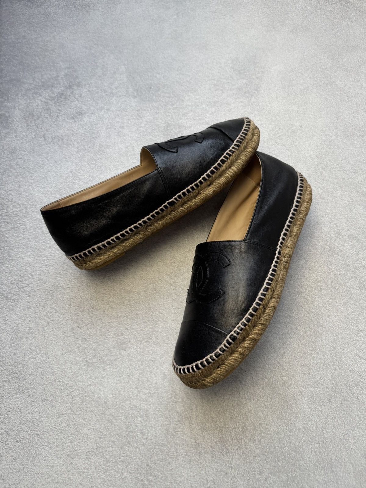 Chanel Vintage Chanel Espadrilles Black Leather slip on 40size Size US 8.5 / IT 38.5 - 2 Thumbnail