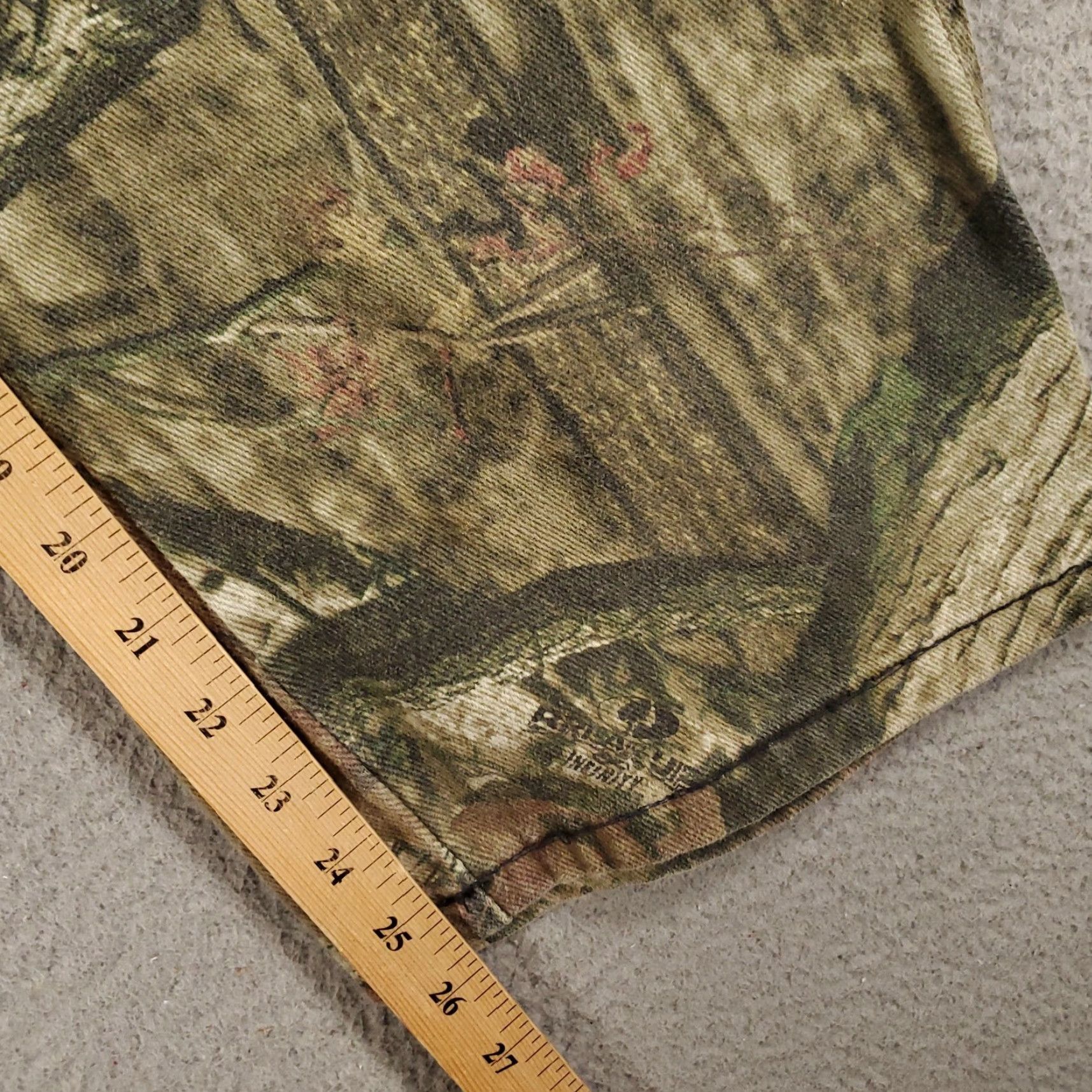 Wrangler VINTAGE Wrangler Camo Jeans Mens 38 Hemmed 38x26 Mossy Oak Break Up Camoflauge Denim 5-Pocket Mens Jeans Size US 38 / EU 54 - 4 Thumbnail