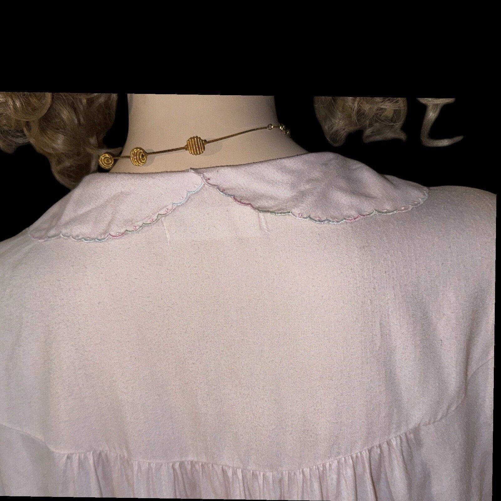 Designer Vtg Pink Barbizon Flannel Pin Tucked Button Up Nightgown L Size ONE SIZE - 9 Thumbnail