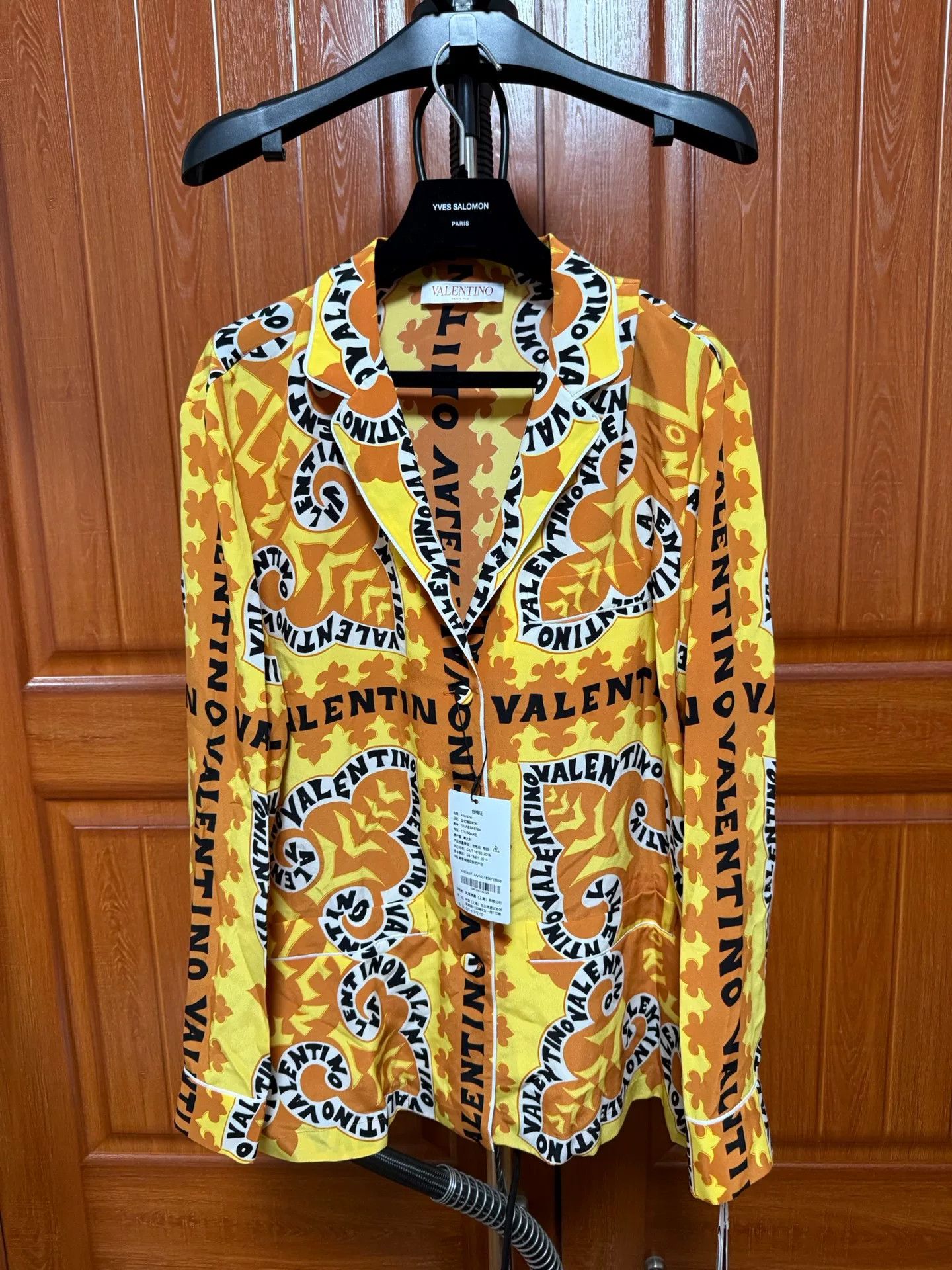 Valentino Valentino Silk Printed Shirt Size US M / EU 48-50 / 2 - 1 Thumbnail
