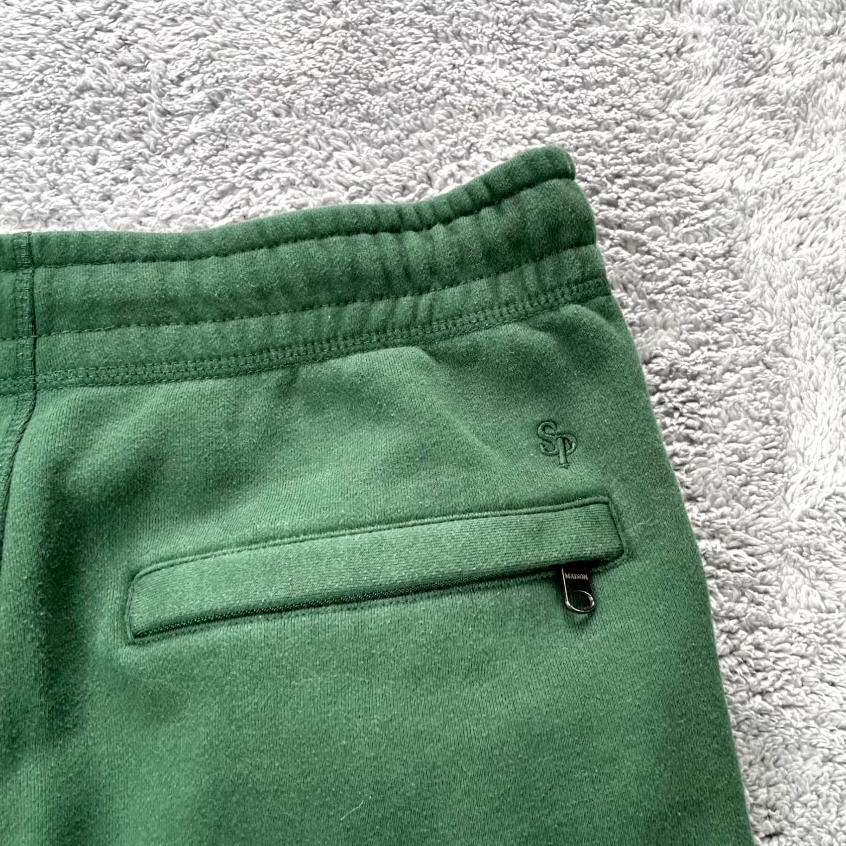 Vintage Maison Article Sweatpants Mens Medium Green Cotton Fleece Lined Tapered Leg Narrowed City Logo Slim Fit Regular Inseam 26 in Navy? Size US 31 - 6 Thumbnail