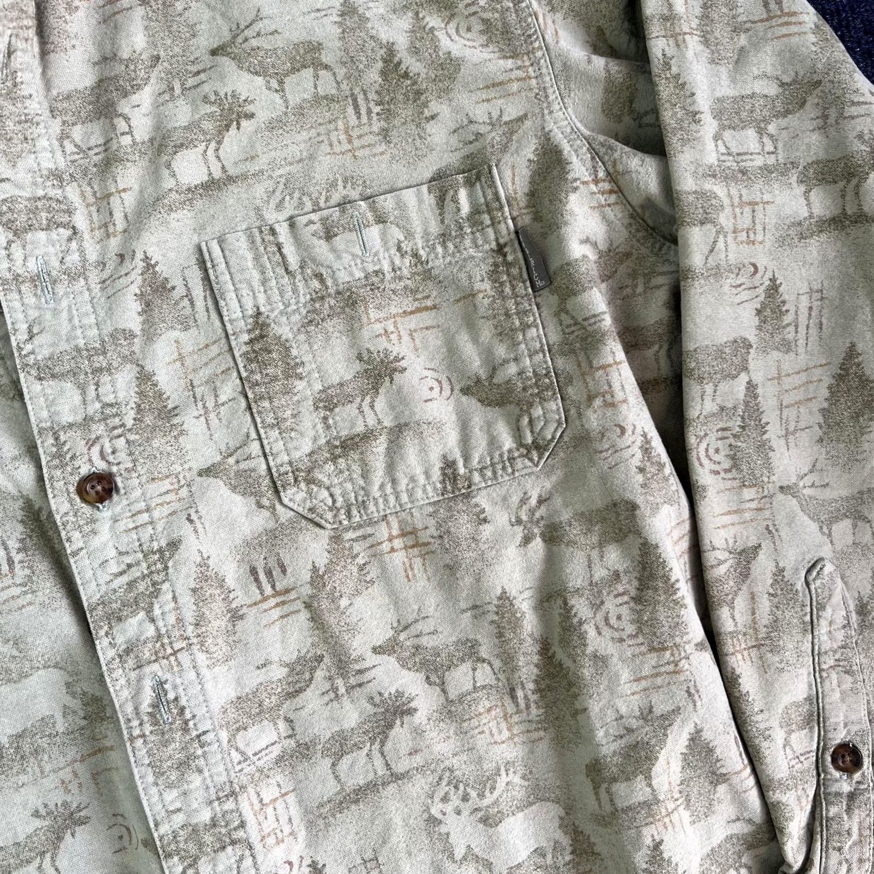 Vintage VINTAGE Woolrich Shirt Mens LT Green Beige Deer Print Button Front Hunting Graphic Print Size US L / EU 52-54 / 3 - 2 Thumbnail