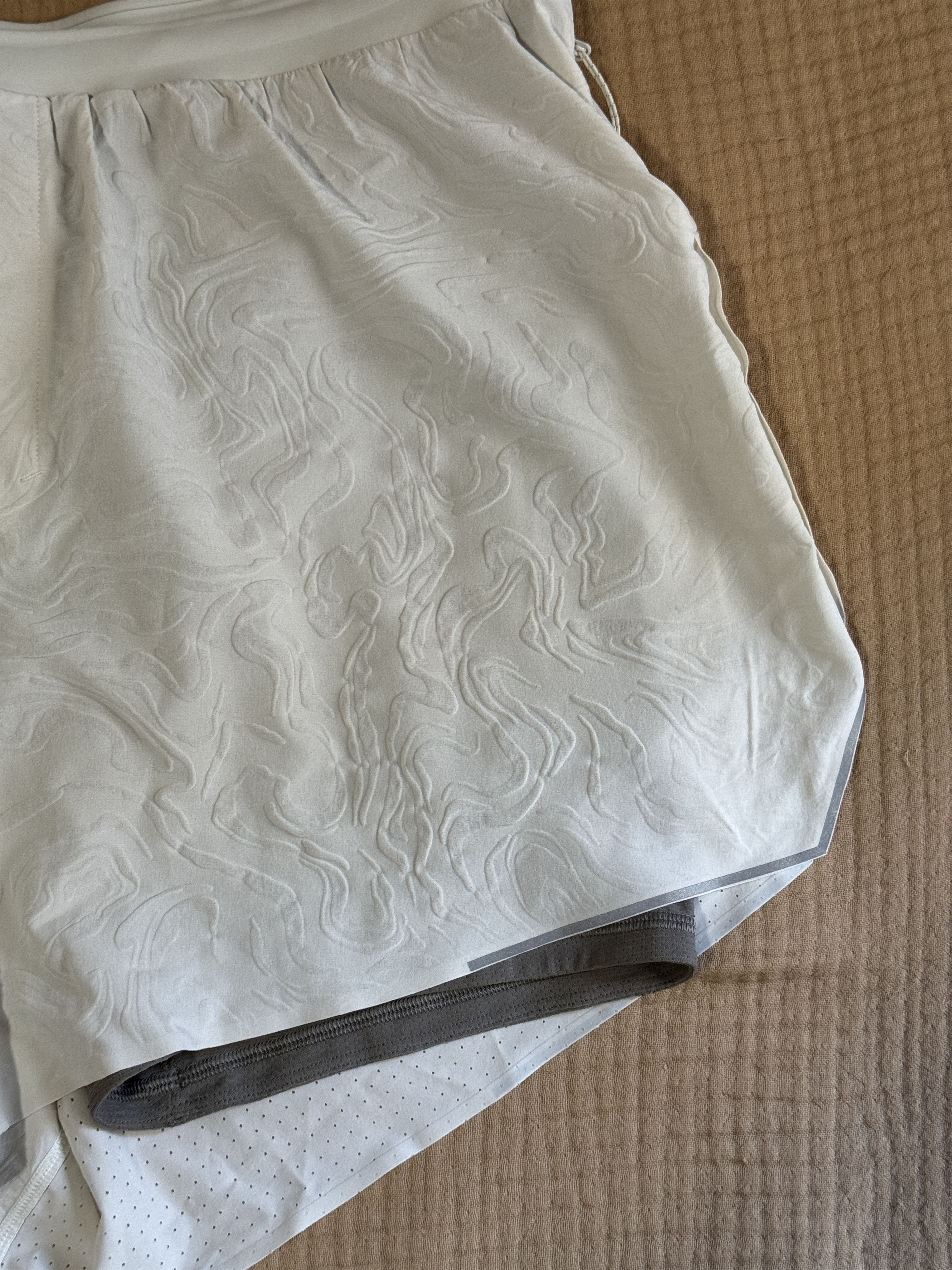Lululemon Fast and Free Short 5" *Airflow Size US 38 / EU 54 - 8 Thumbnail