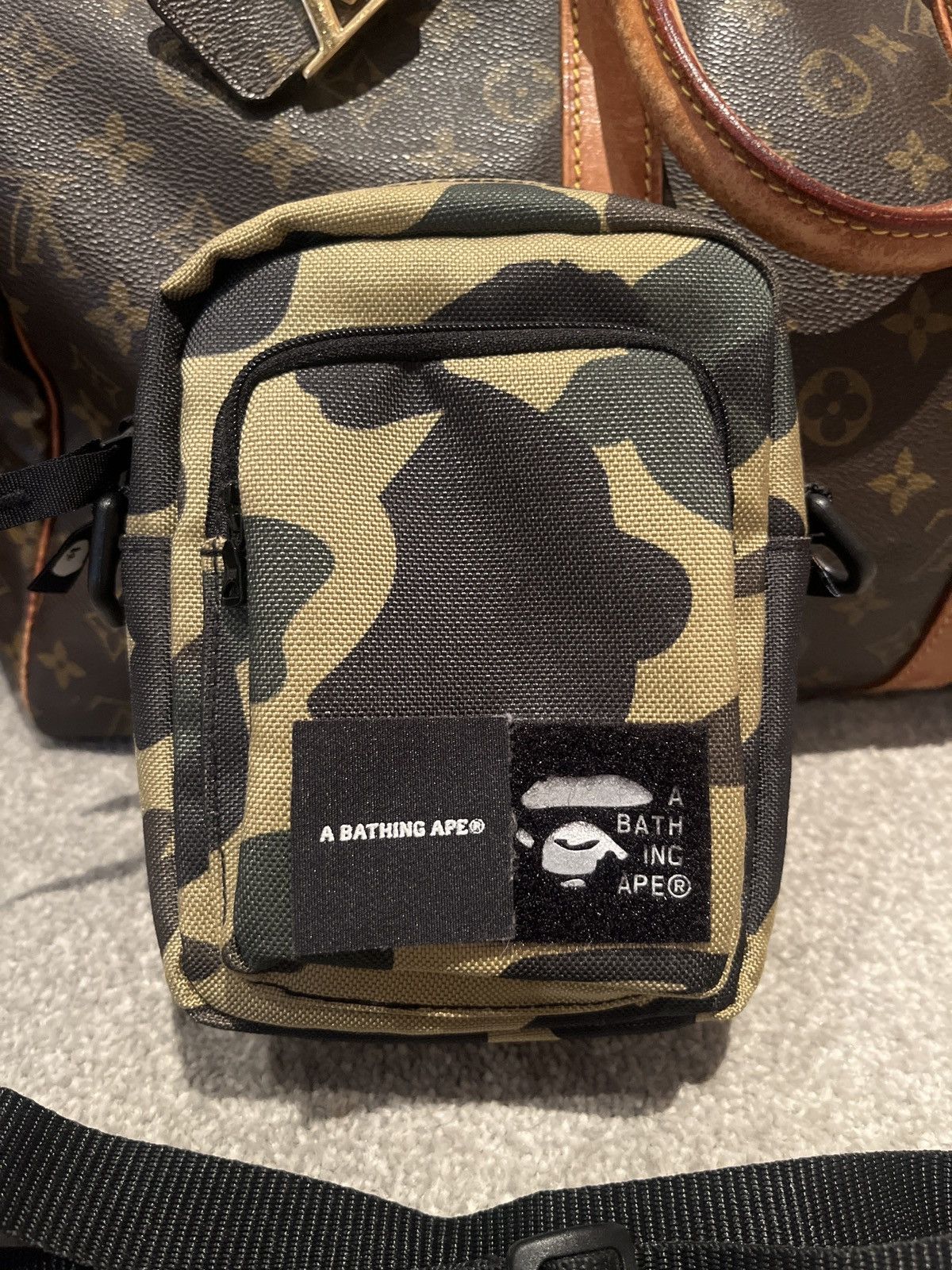Bape 1st Camo Camera Pouch Size ONE SIZE - 2 Thumbnail