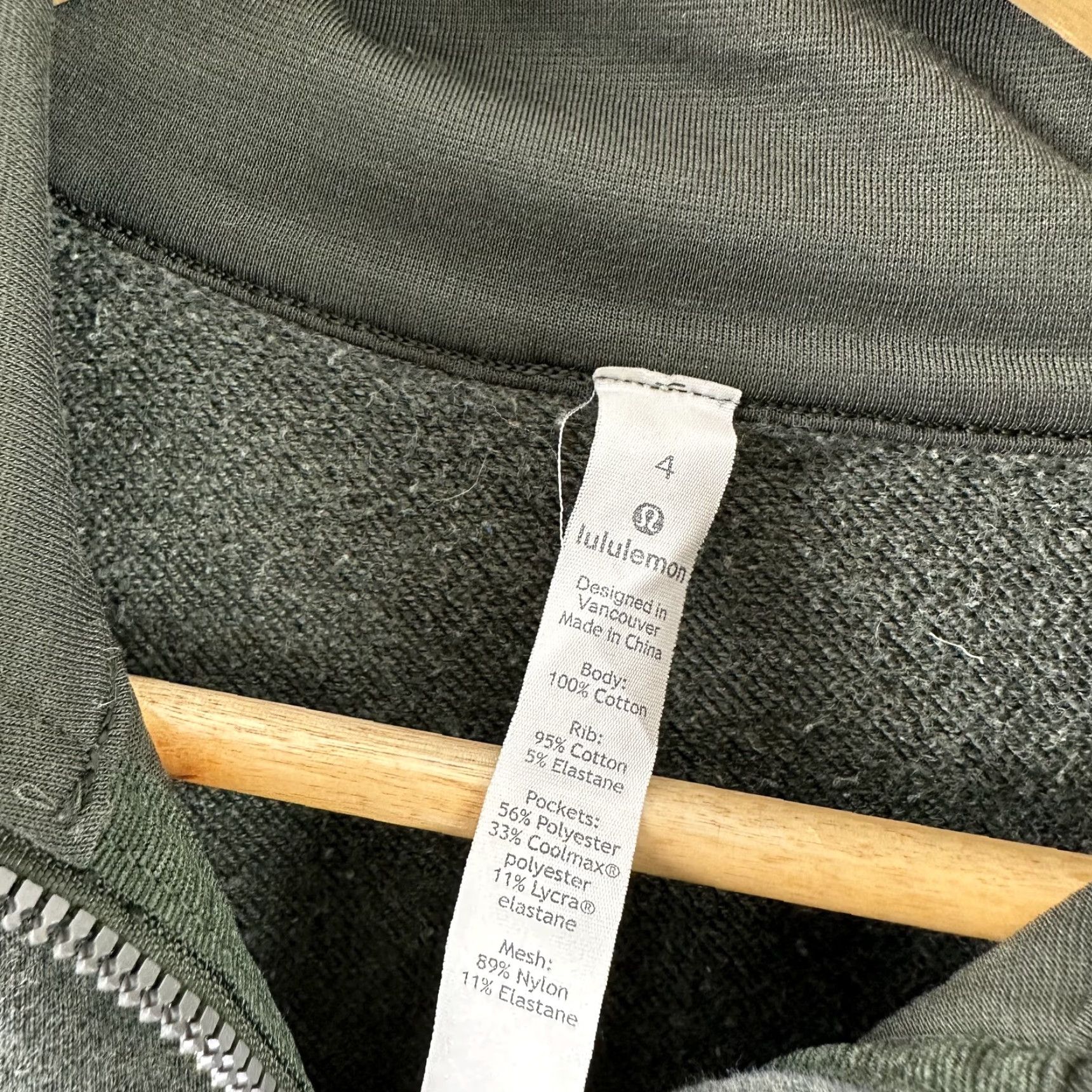 Lululemon Lululemon Huddle Hustle Jacket Womens 4 Green Full Zip Thumbholes Shirt/Coat/Outerwear Athleisure 90s? (Wait) Size S / US 4 / IT 40 - 3 Thumbnail