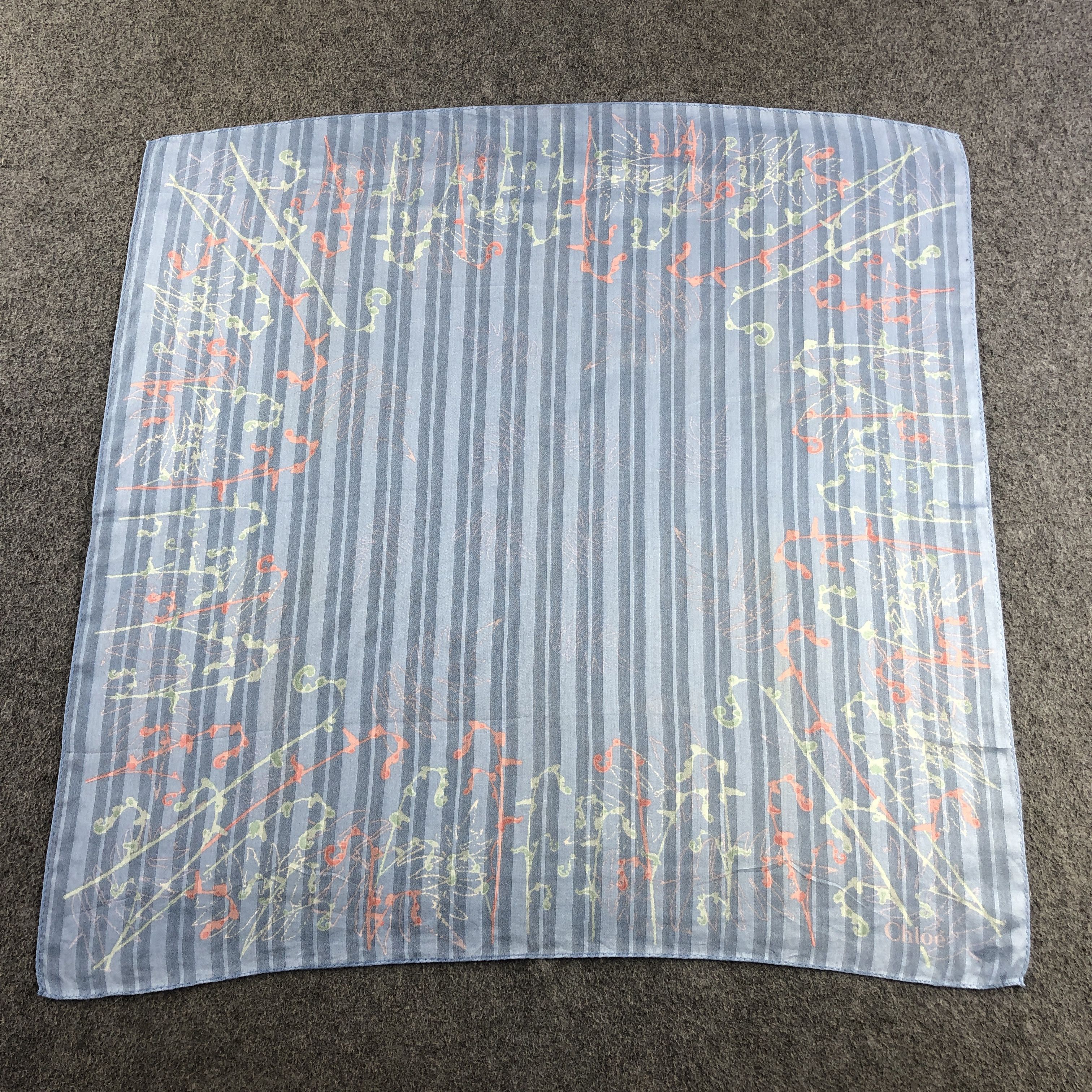 Vintage Chloe Handkerchief Neckerchief Bandana H2736 Size ONE SIZE - 2 Thumbnail