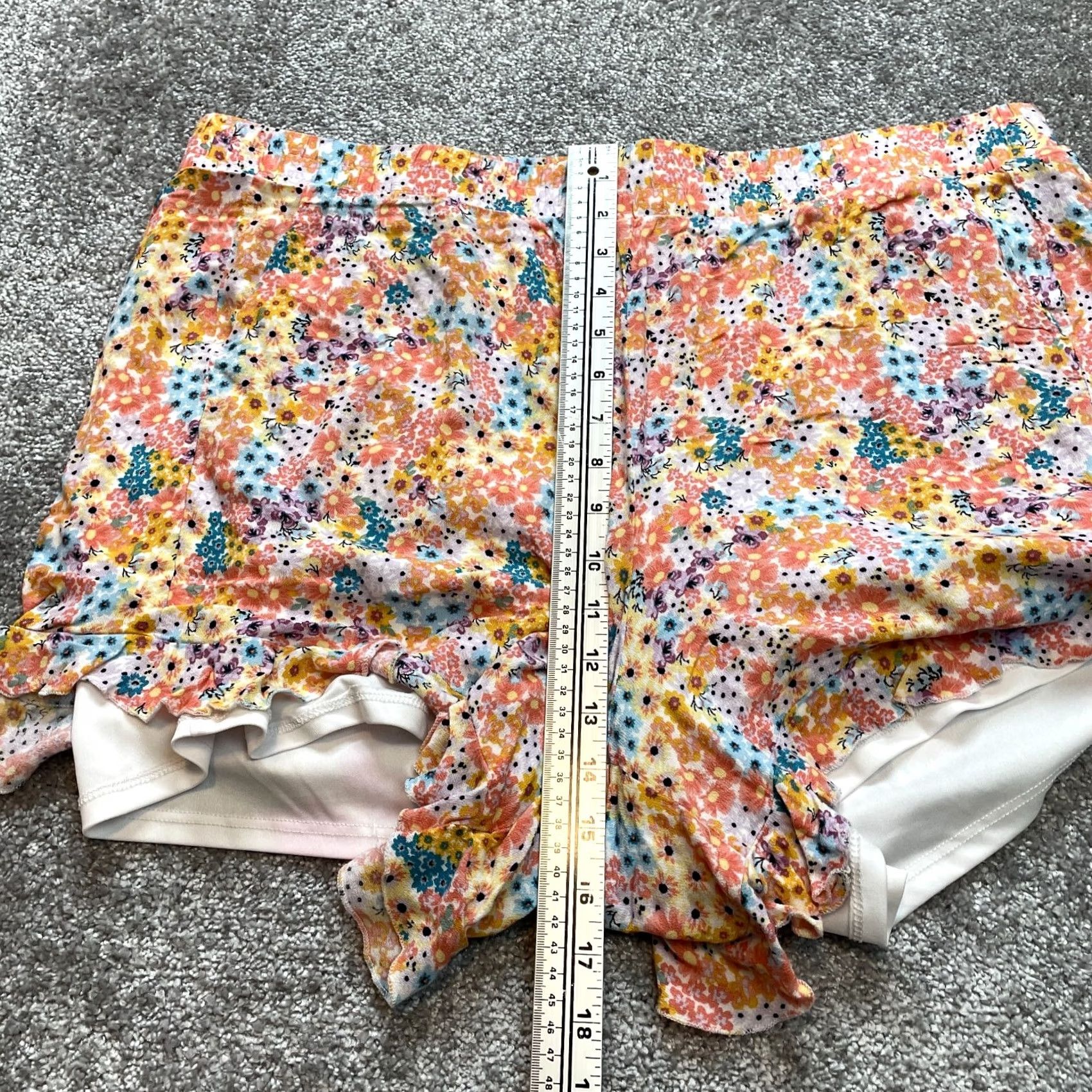 Torrid Torrid Sweat Shorts Womens L Colorful Floral Lined Lounge Casual Soft Size 27" / US 4 / IT 40 - 3 Thumbnail