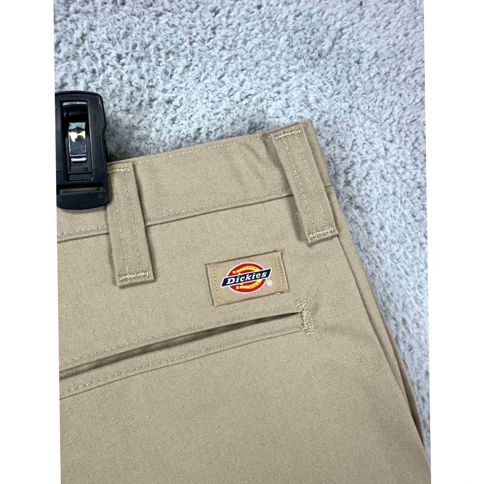 Dickies Dickies Pants Mens 42X32 Tan Khaki Chino Straight Flat Front Pockets LP812DS NEW Size US 42 / EU 58 - 7 Thumbnail