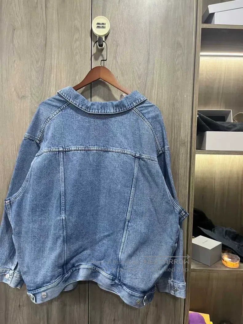 Balenciaga Balenciaga Solid V-neck Denim Jacket Size XS / US 0-2 / IT 36-38 - 6 Thumbnail